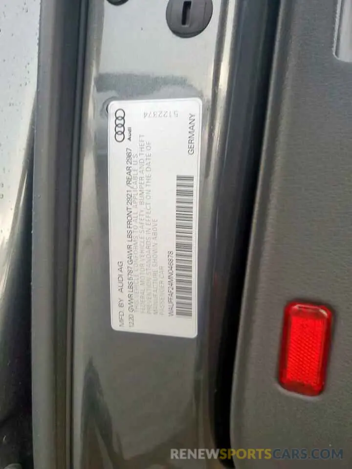 13 Photograph of a damaged car WAUFFAF24MN046878 AUDI S6/RS6 2021