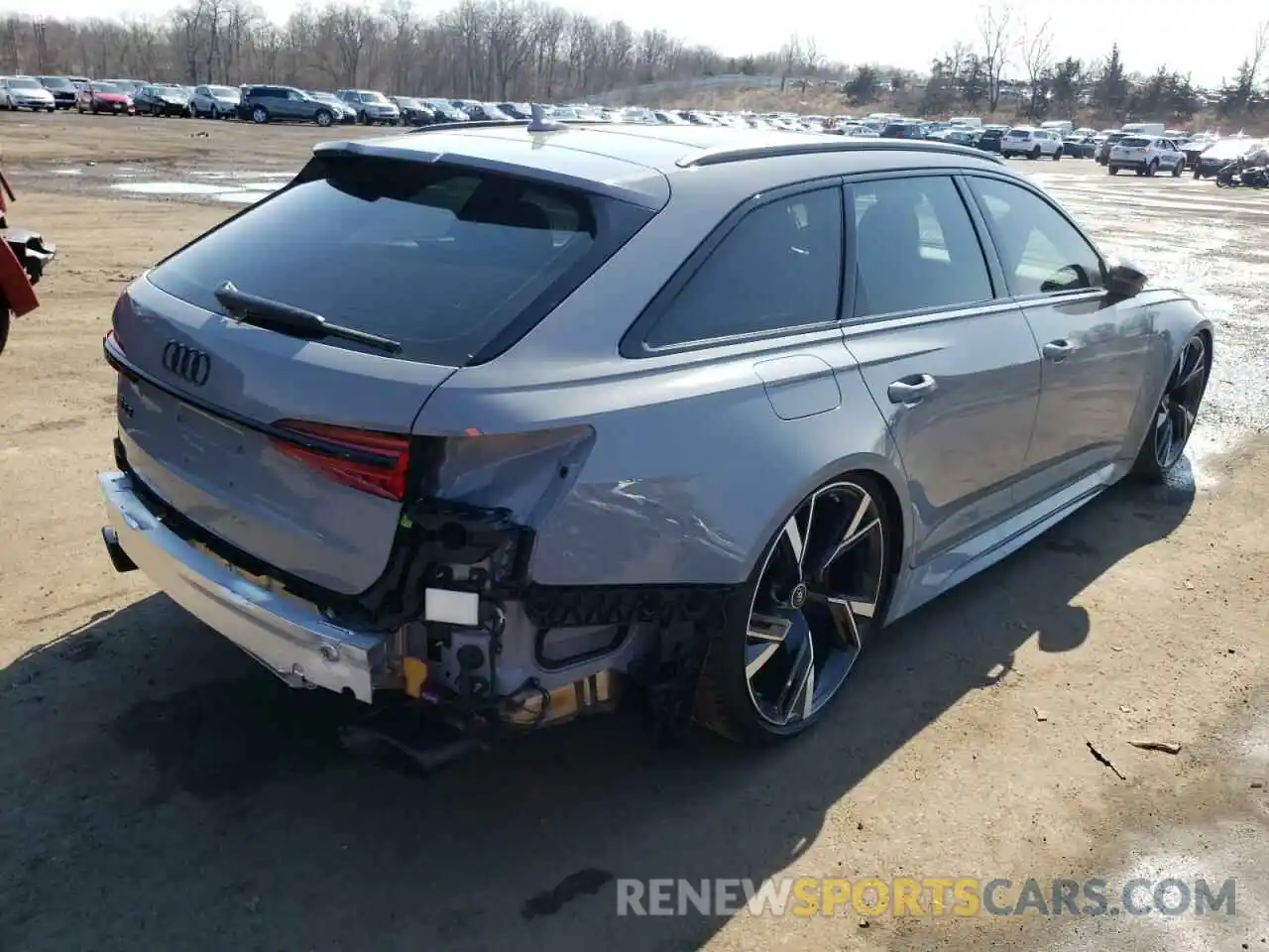 4 Photograph of a damaged car WUA1CBF21MN903625 AUDI S6/RS6 2021