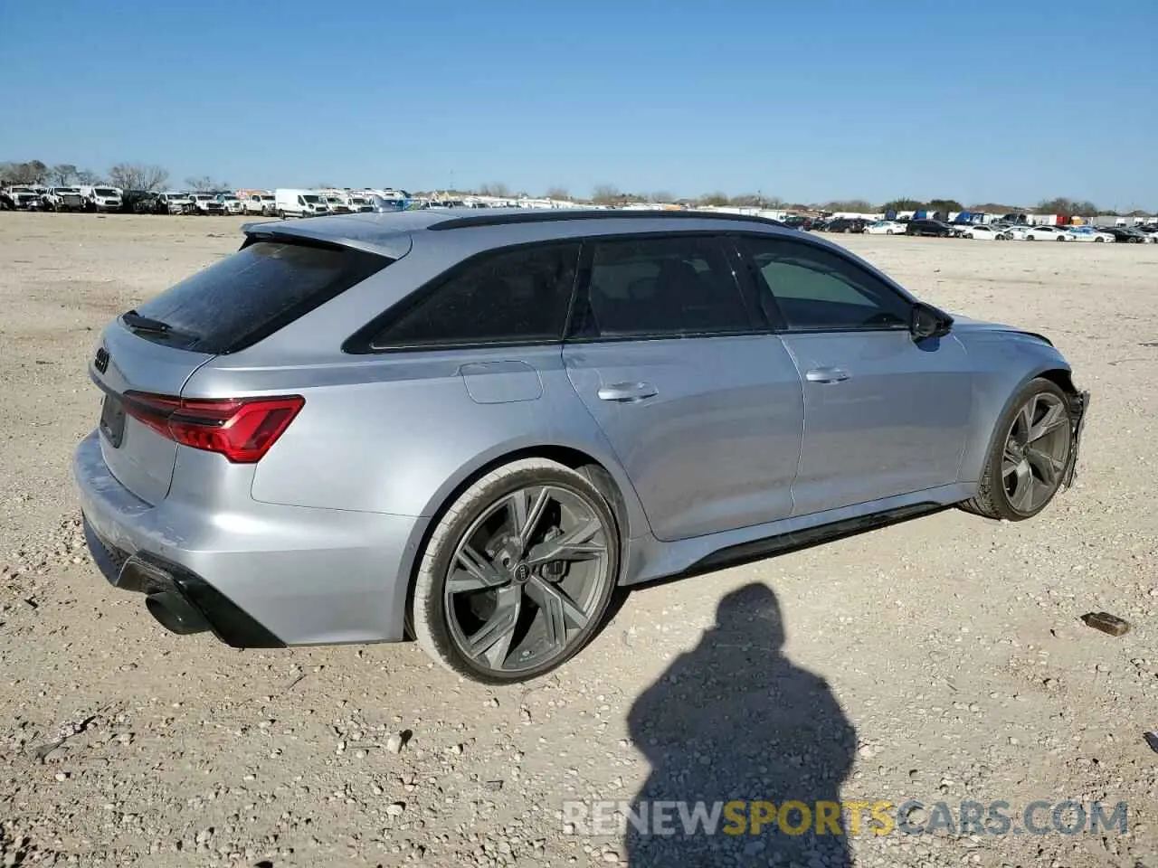 3 Photograph of a damaged car WUA1CBF23MN909085 AUDI S6/RS6 2021
