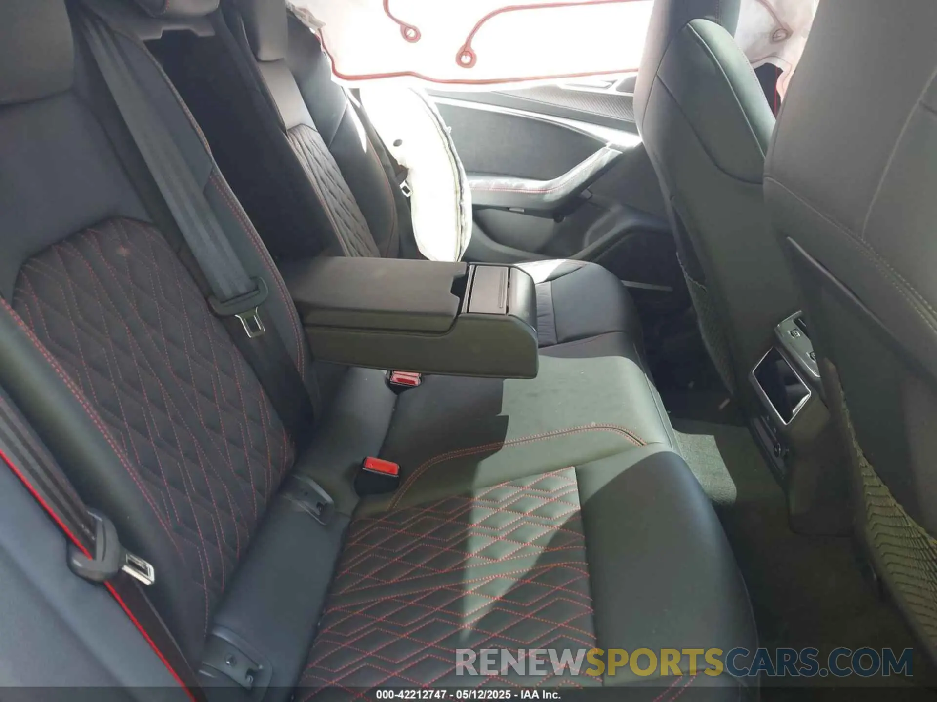 8 Photograph of a damaged car WAURFBF25SN019477 AUDI S7 SPORTBACK 2025