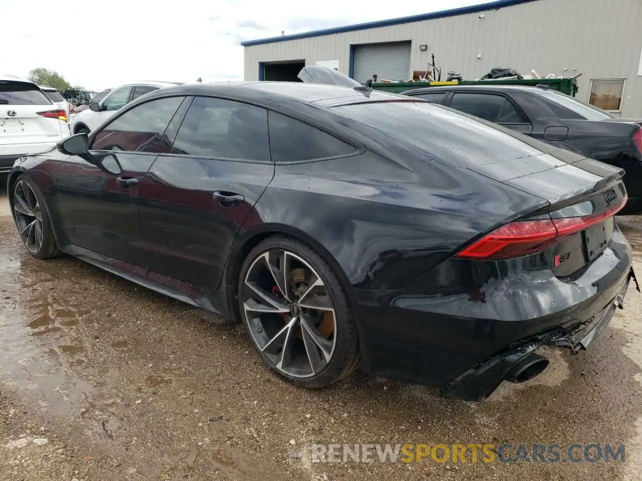 2 Photograph of a damaged car WUAPCBF29MN909358 AUDI S7/RS7 2021