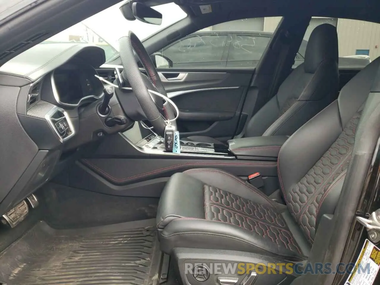 7 Photograph of a damaged car WUAPCBF29MN909358 AUDI S7/RS7 2021