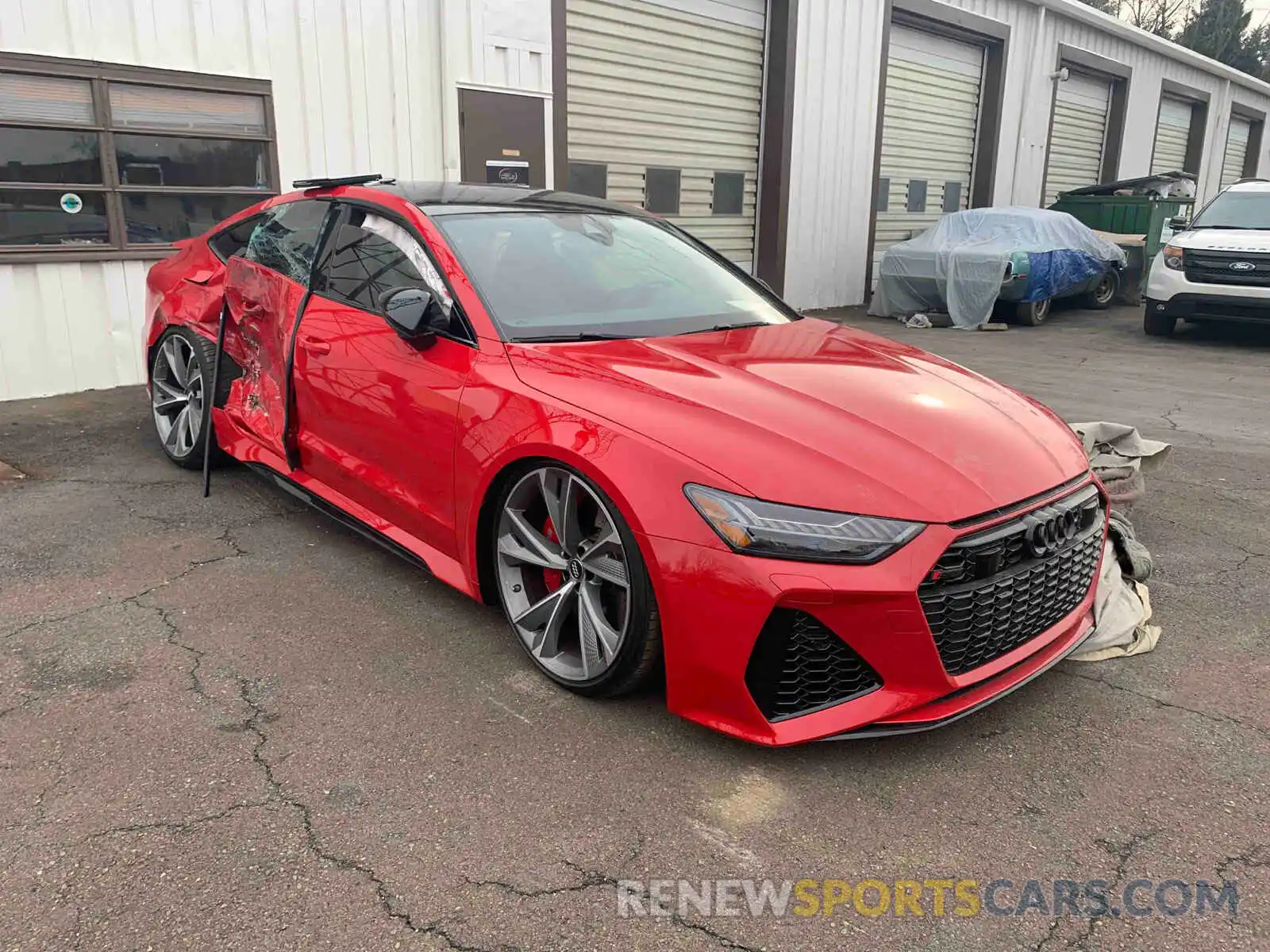 8 Photograph of a damaged car WUAPCBF2XMN900684 AUDI S7/RS7 2021