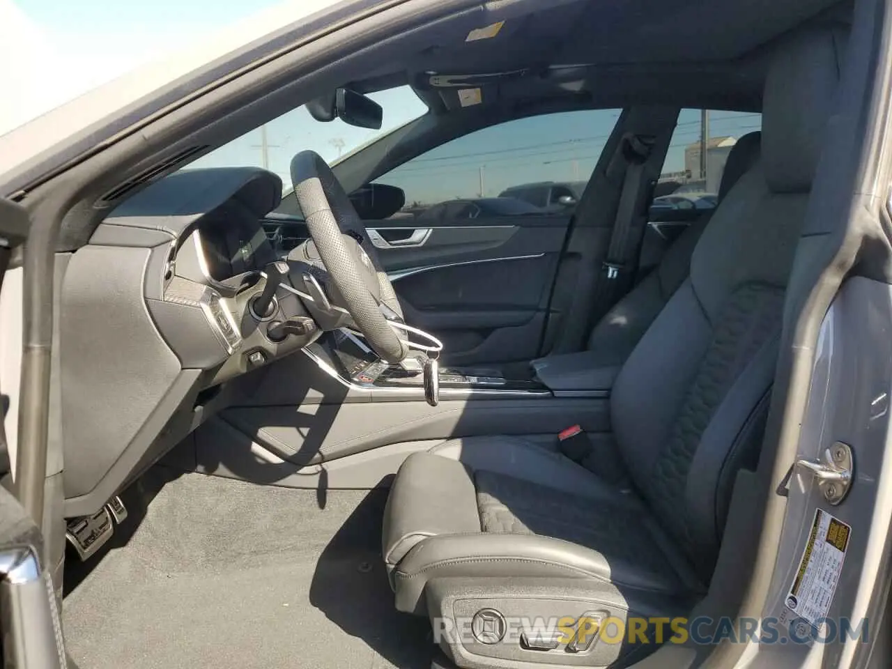 7 Photograph of a damaged car WUAPCBF22PN907178 AUDI S7/RS7 2023