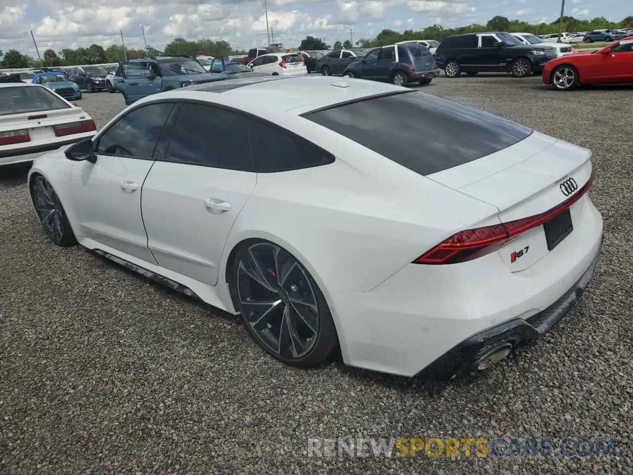 2 Photograph of a damaged car WUAPCBF2XPN906263 AUDI S7/RS7 2023