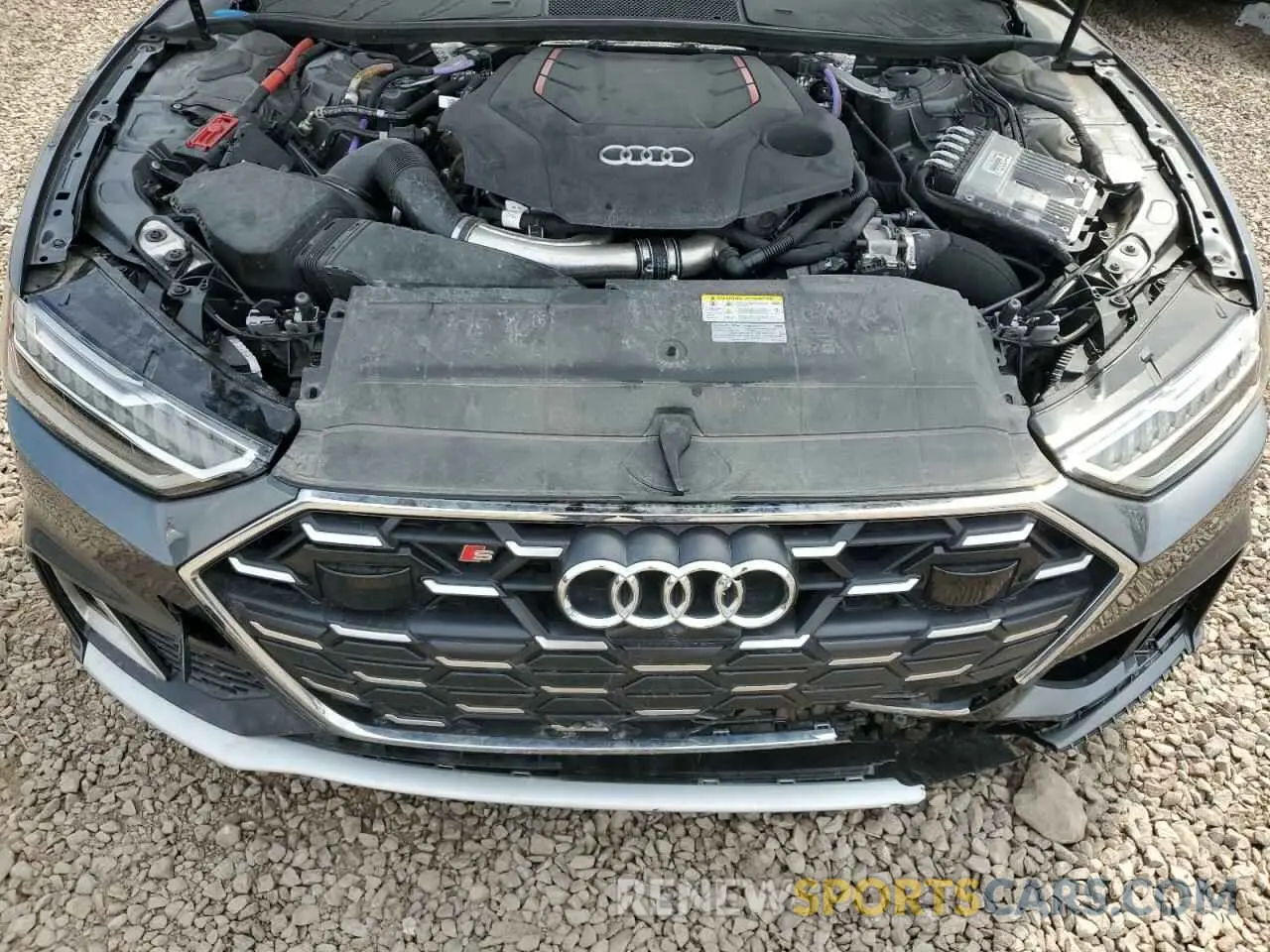 11 Photograph of a damaged car WAURFBF20RN018764 AUDI S7/RS7 2024