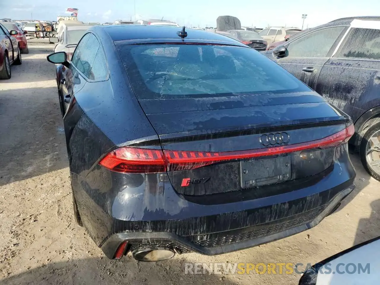 6 Photograph of a damaged car WUAPDBF29RN901331 AUDI S7/RS7 2024