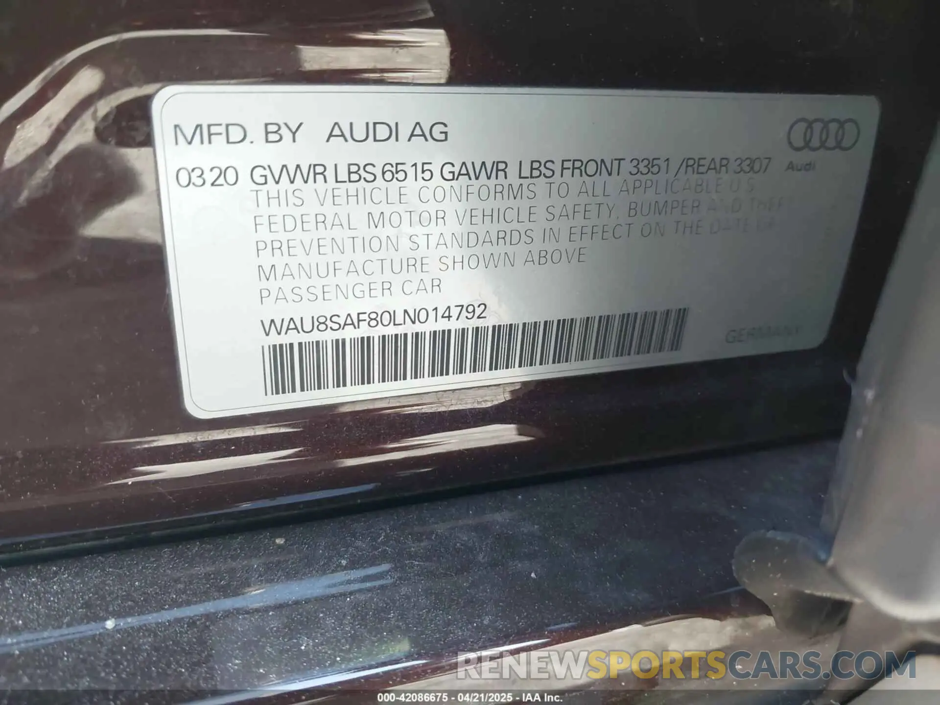 9 Photograph of a damaged car WAU8SAF80LN014792 AUDI S8 2020