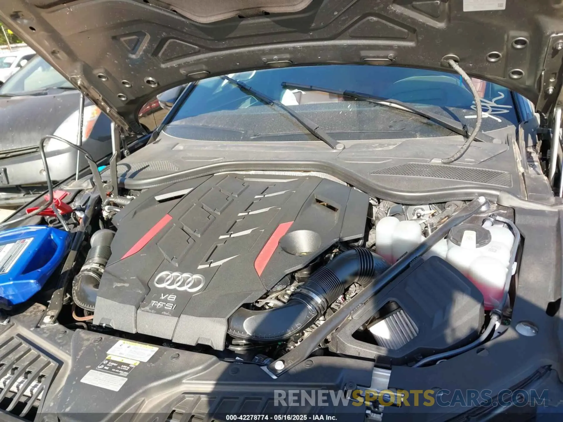 10 Photograph of a damaged car WAULSAF81PN011643 AUDI S8 2023