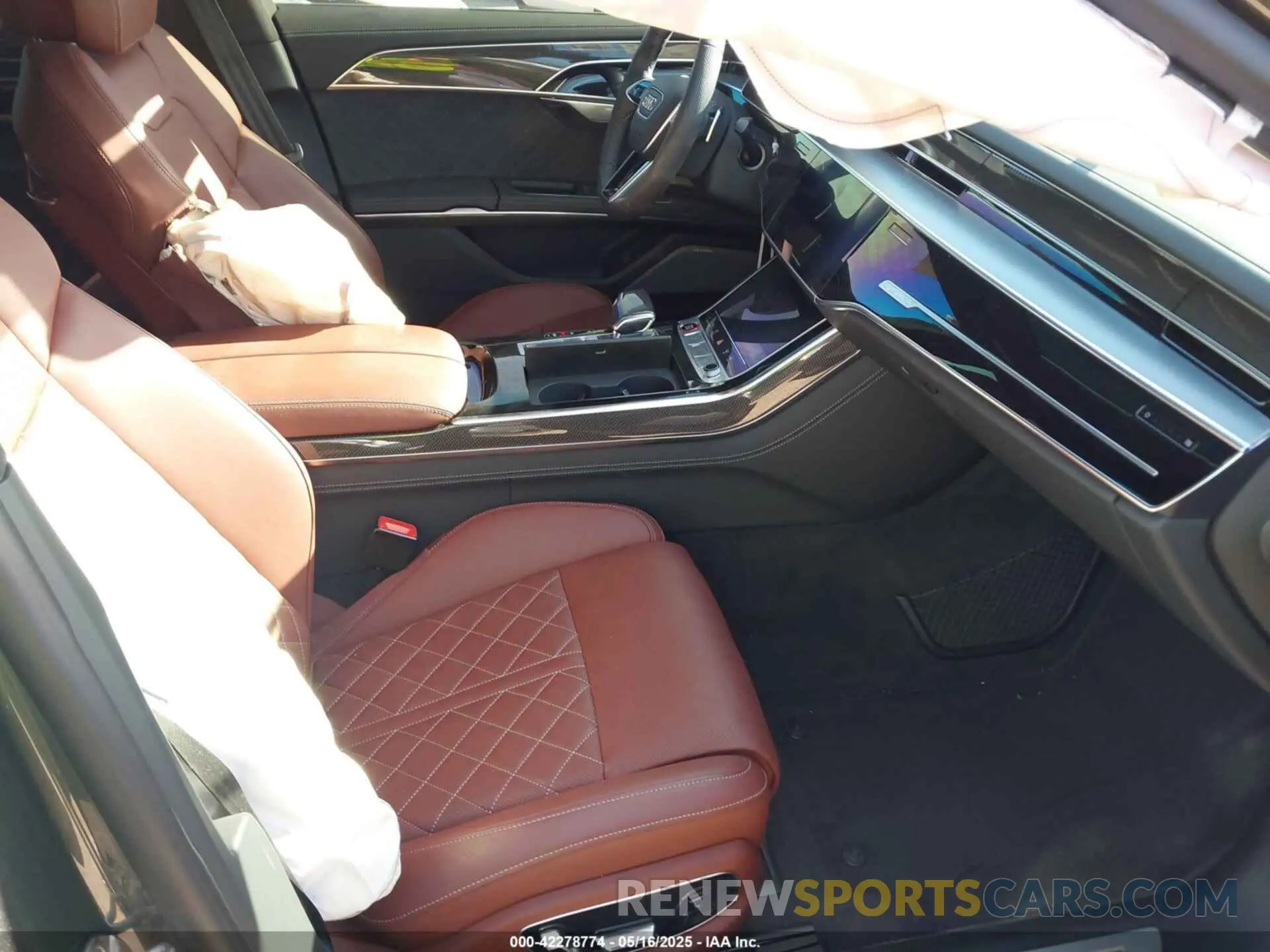 5 Photograph of a damaged car WAULSAF81PN011643 AUDI S8 2023