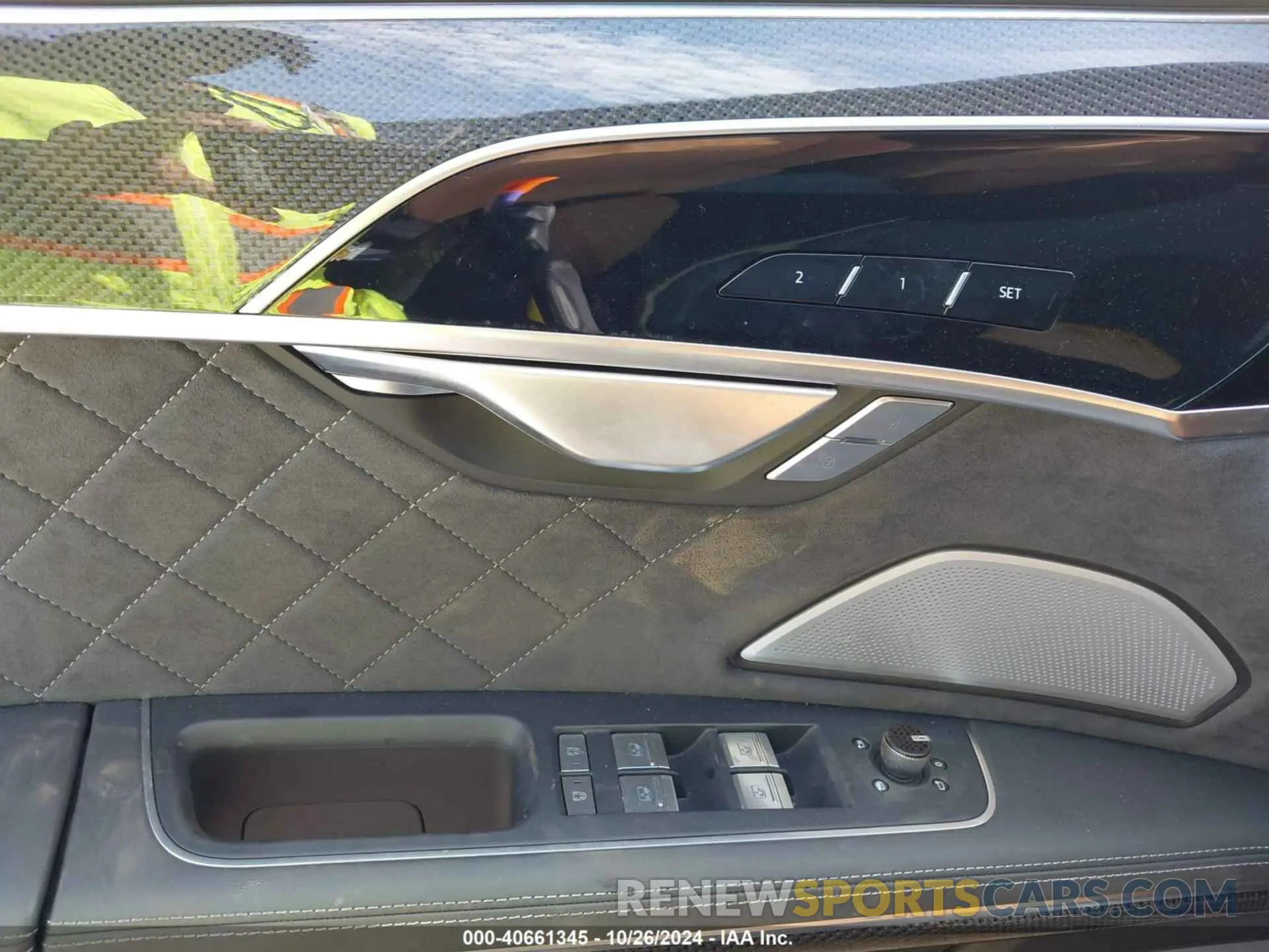 15 Photograph of a damaged car WAULSAF81PN013456 AUDI S8 2023