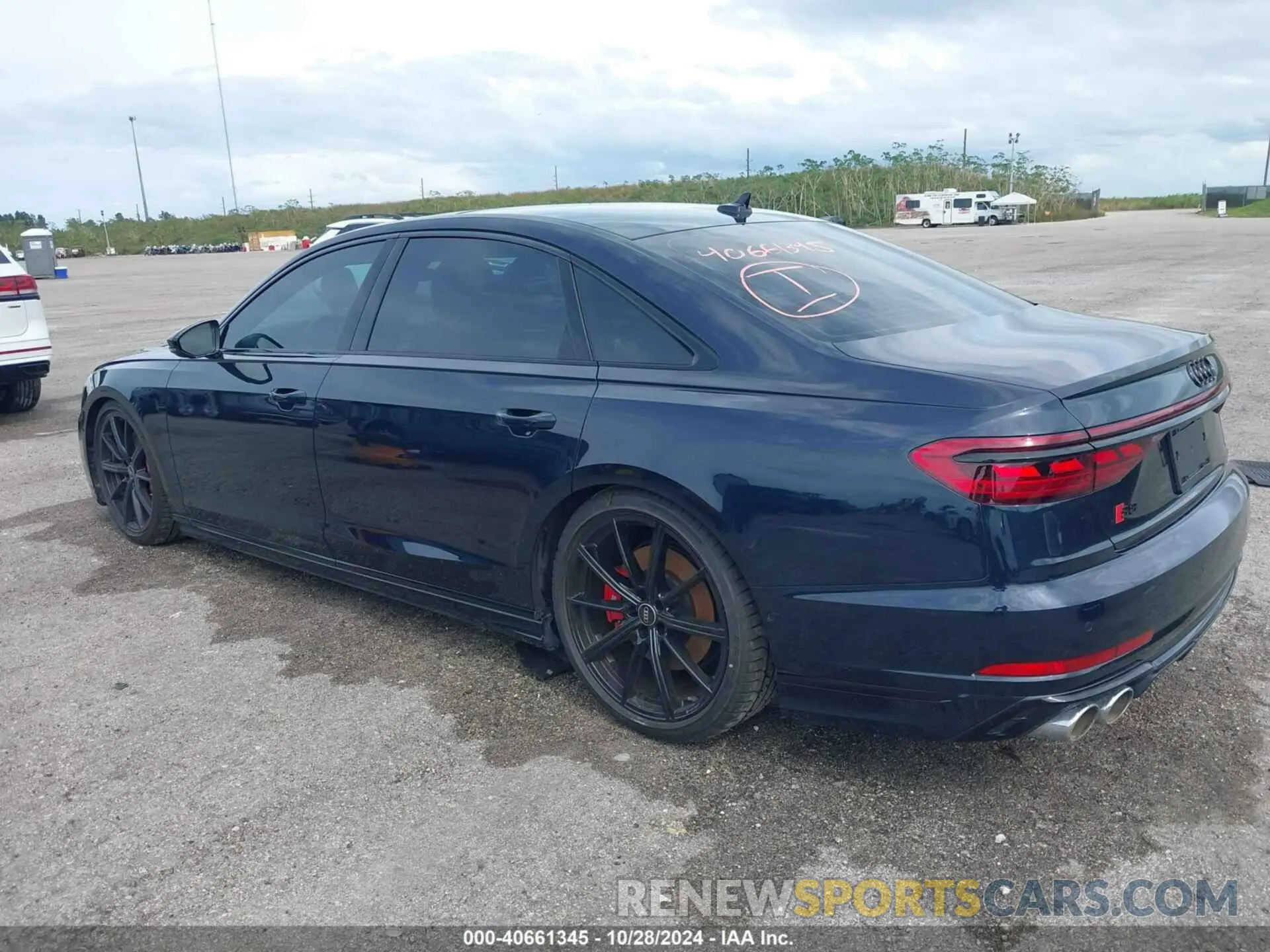 3 Photograph of a damaged car WAULSAF81PN013456 AUDI S8 2023