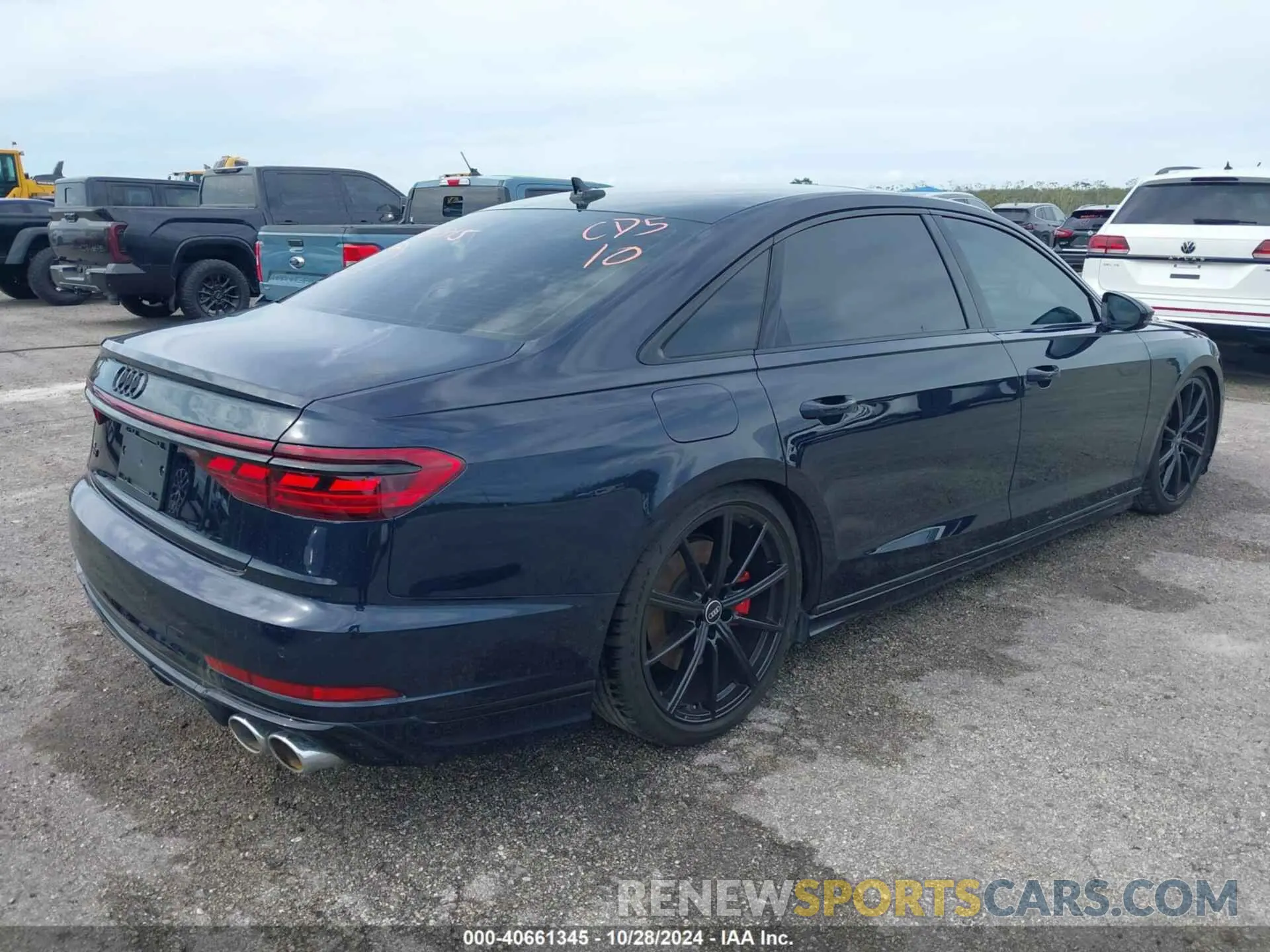 4 Photograph of a damaged car WAULSAF81PN013456 AUDI S8 2023