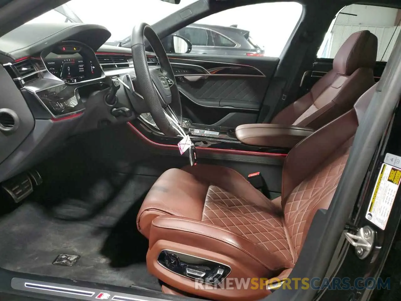 7 Photograph of a damaged car WAULSAF83RN004941 AUDI S8 2024