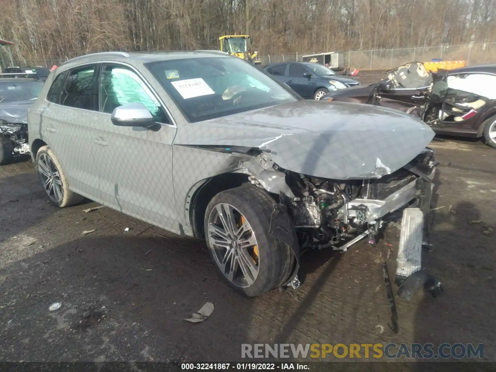 1 Photograph of a damaged car WA1A4AFY8K2082153 AUDI SQ5 2019