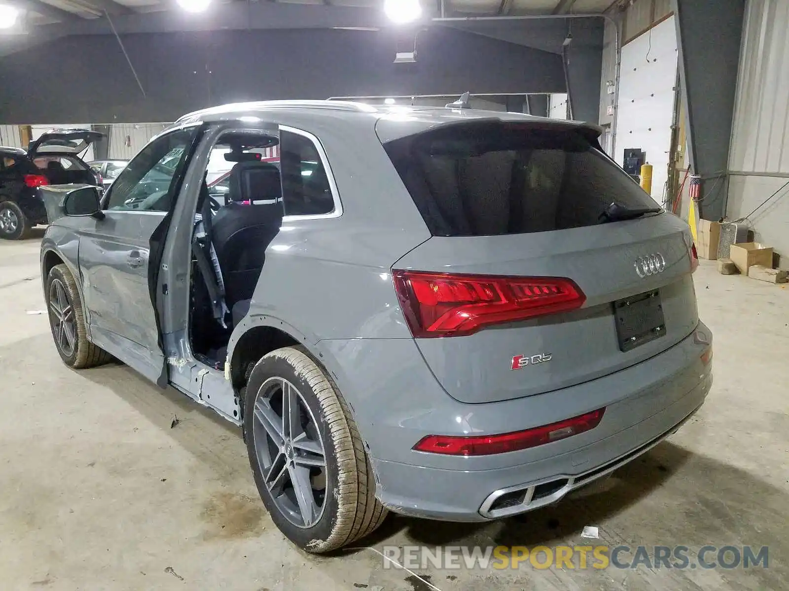 3 Photograph of a damaged car WA1A4AFYXK2026893 AUDI SQ5 2019