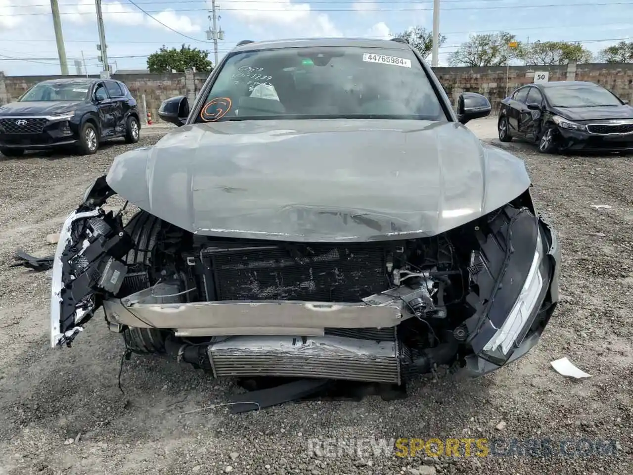 5 Photograph of a damaged car WA1B4AFY1K2001739 AUDI SQ5 2019