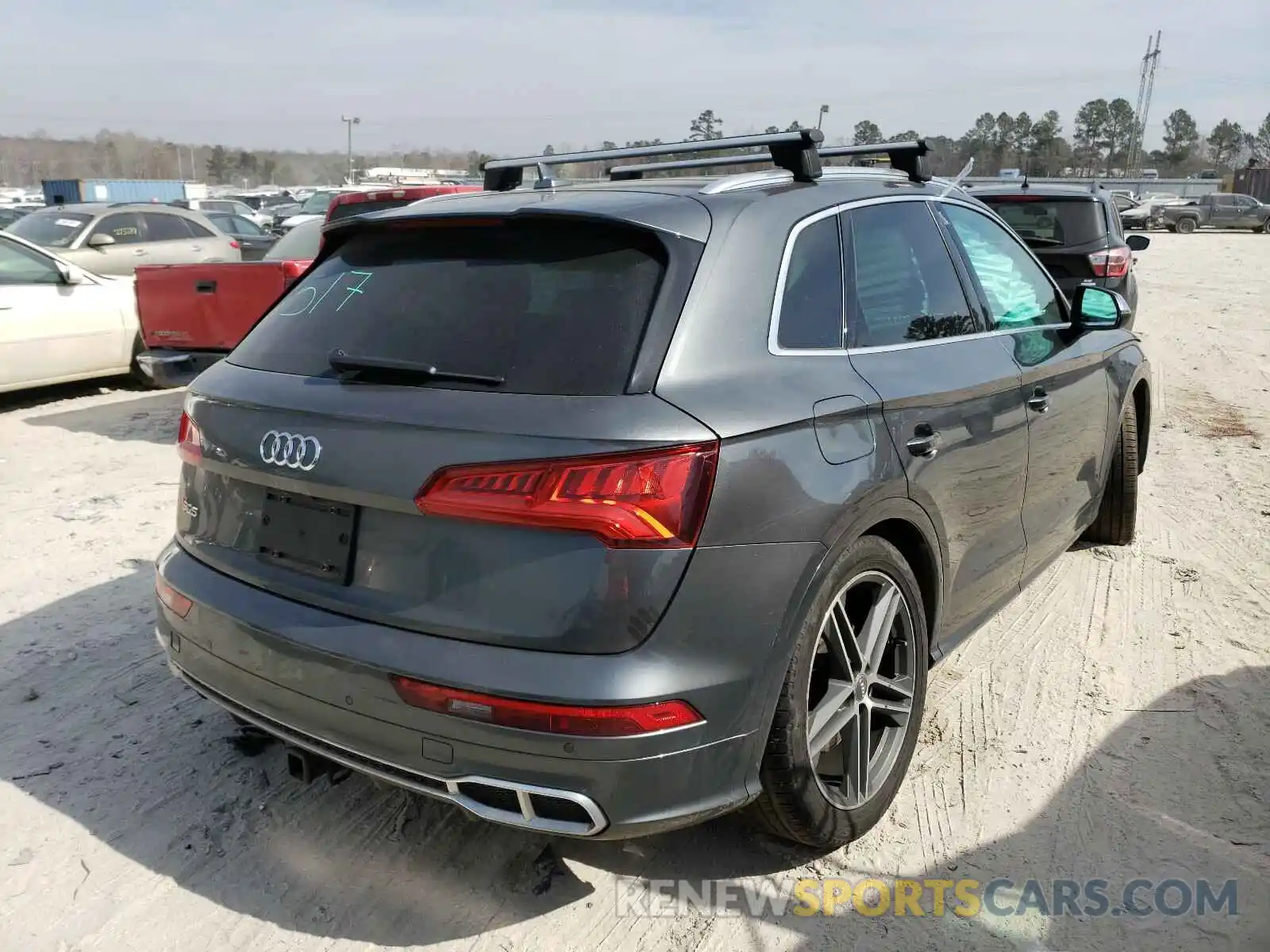 4 Photograph of a damaged car WA1B4AFY1K2022185 AUDI SQ5 2019