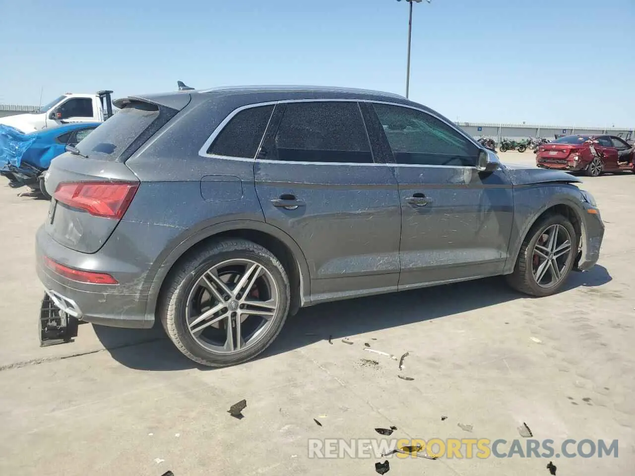 3 Photograph of a damaged car WA1B4AFY1K2086906 AUDI SQ5 2019