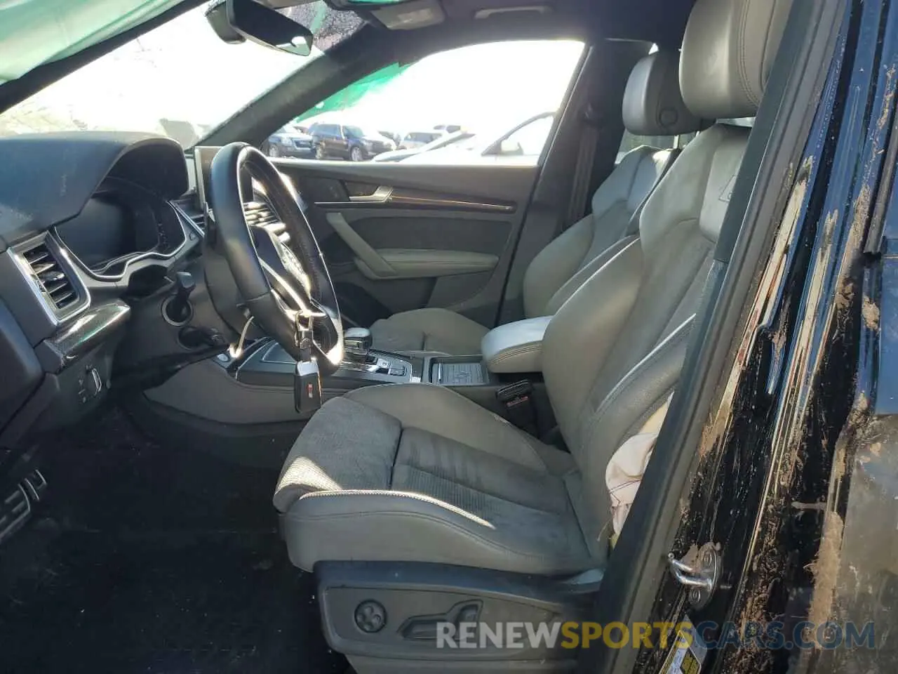 7 Photograph of a damaged car WA1B4AFY2K2005606 AUDI SQ5 2019