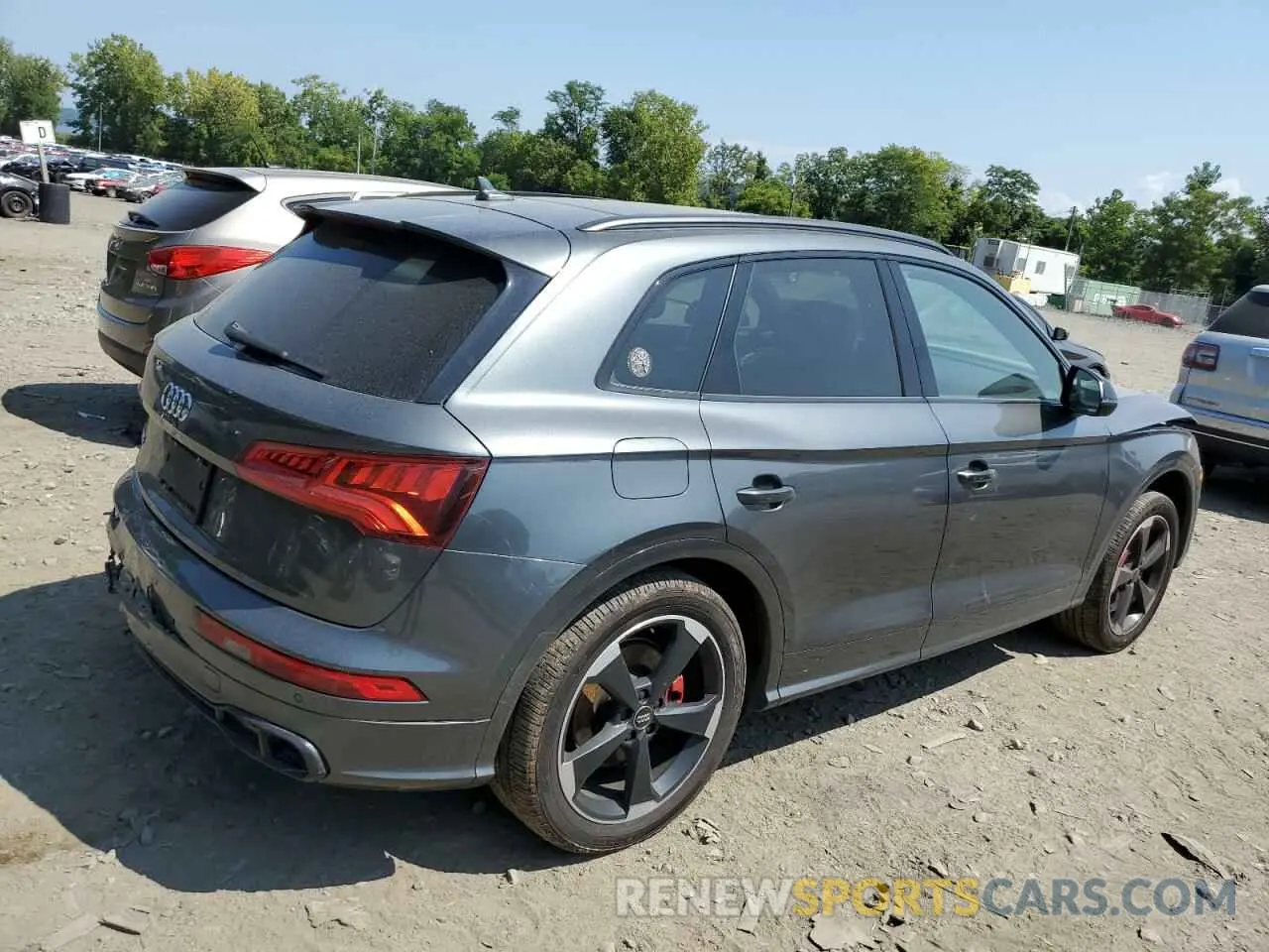 3 Photograph of a damaged car WA1B4AFY2K2029341 AUDI SQ5 2019