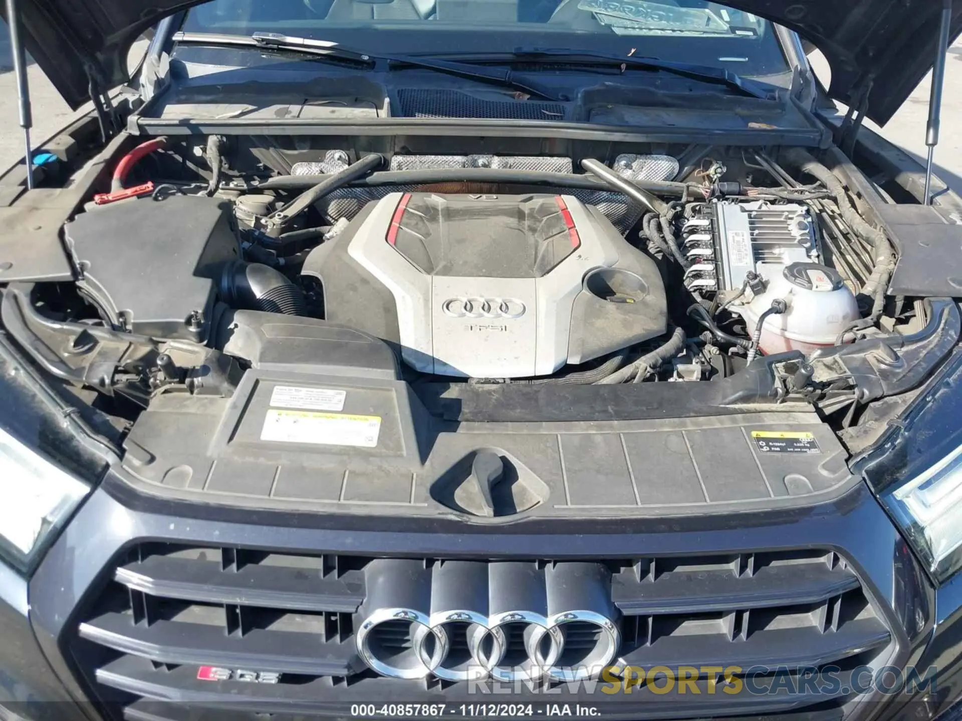 10 Photograph of a damaged car WA1B4AFY2K2045569 AUDI SQ5 2019