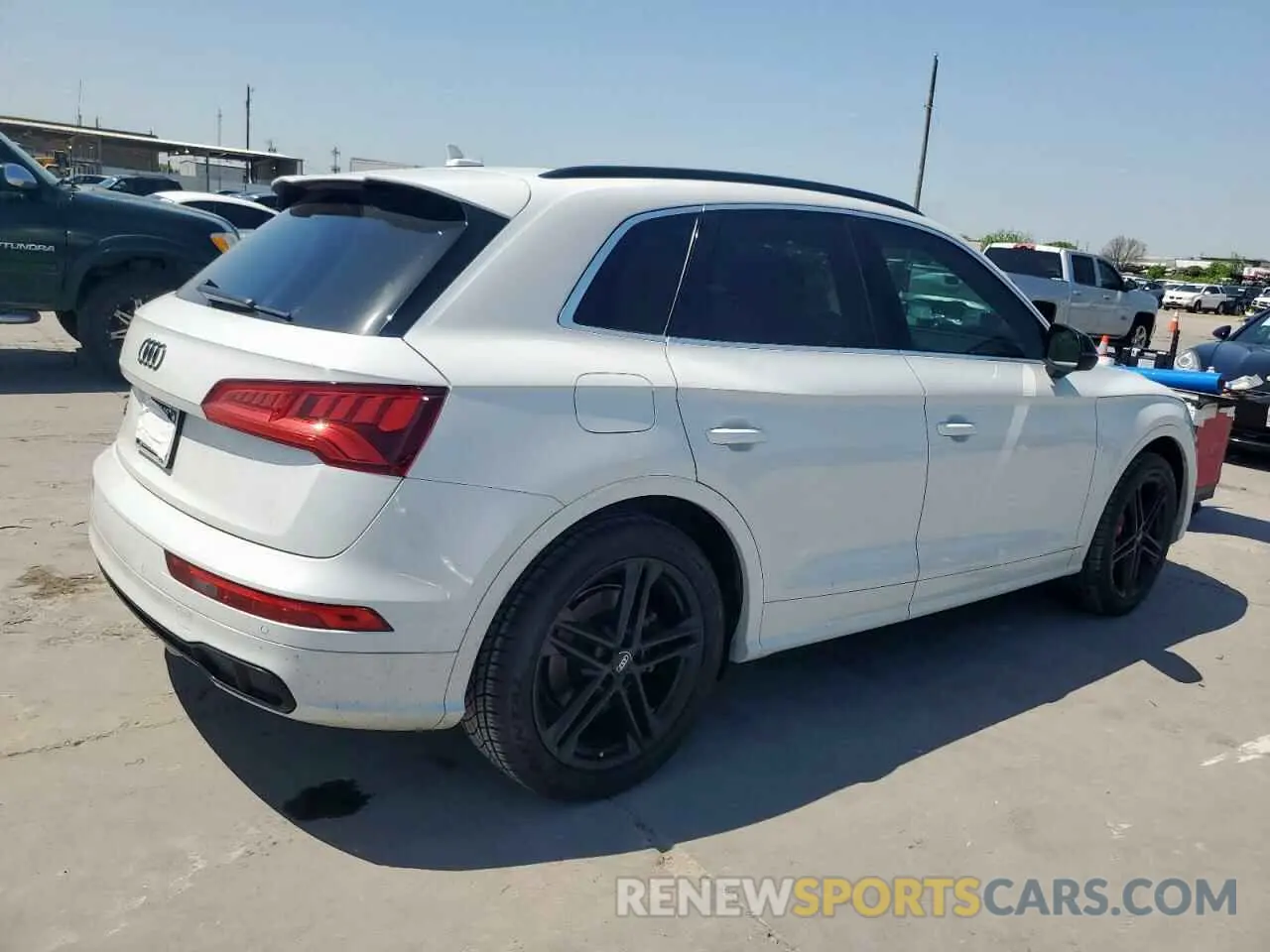 3 Photograph of a damaged car WA1B4AFY3K2001242 AUDI SQ5 2019