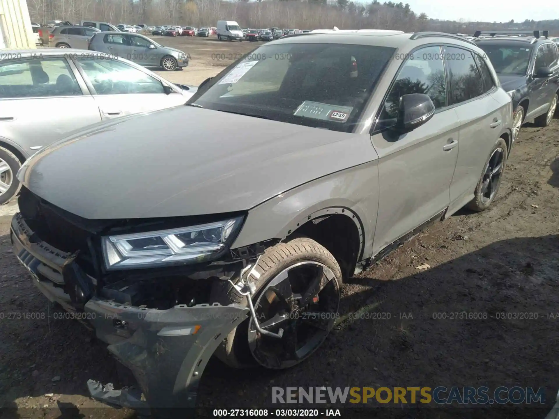 2 Photograph of a damaged car WA1B4AFY3K2040168 AUDI SQ5 2019