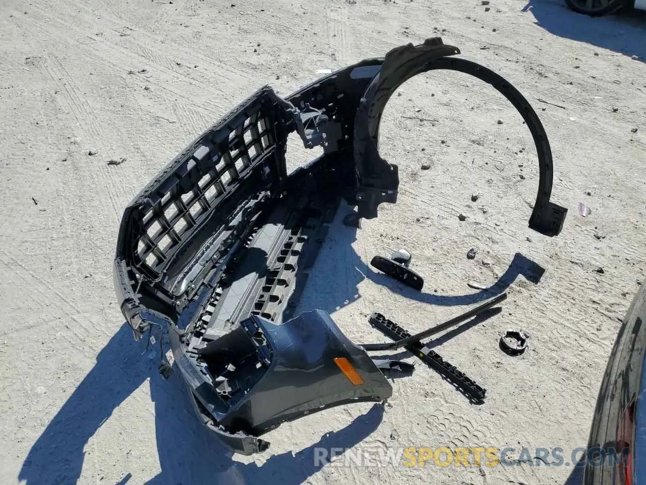 13 Photograph of a damaged car WA1B4AFY3K2047735 AUDI SQ5 2019
