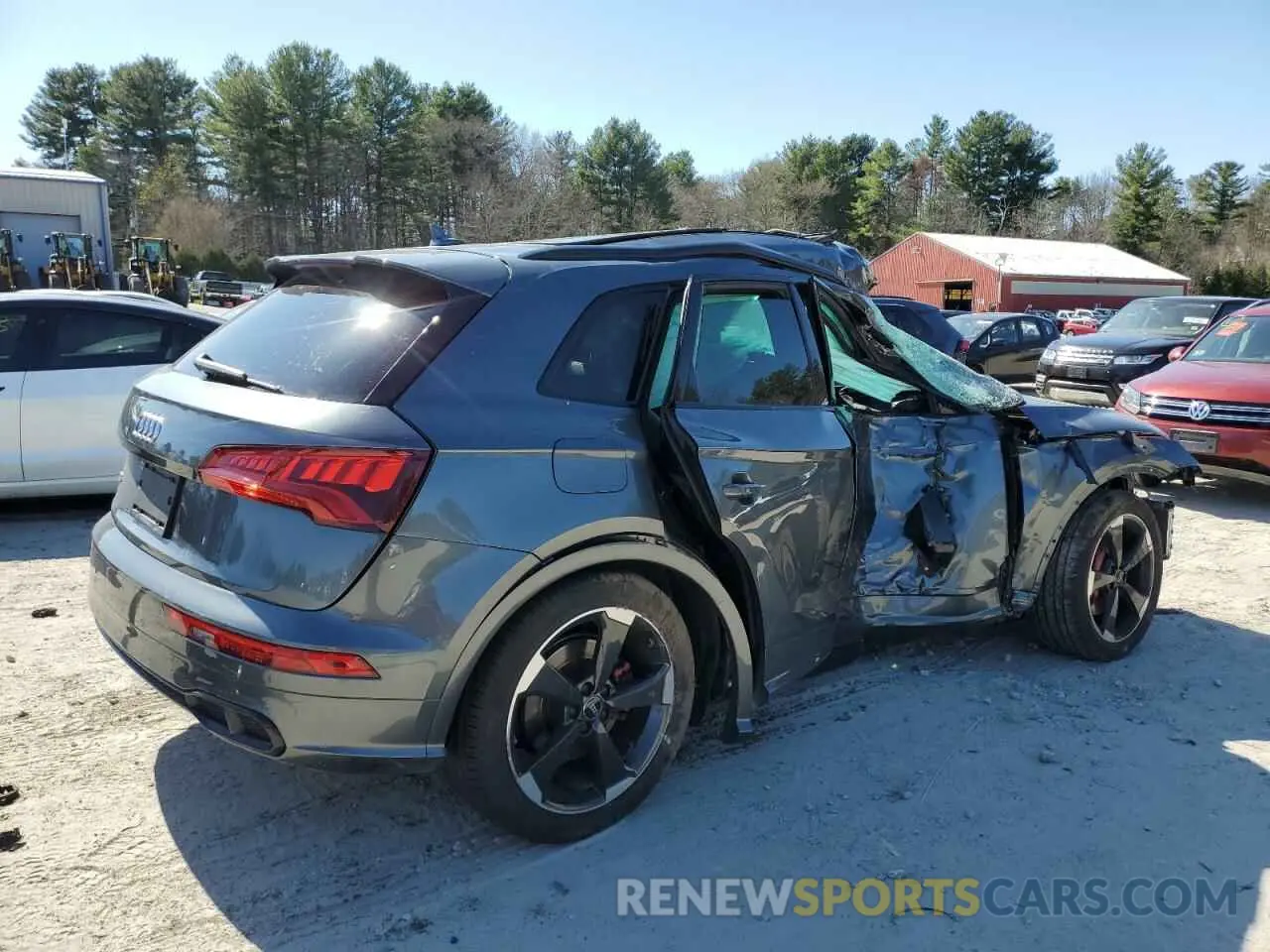 3 Photograph of a damaged car WA1B4AFY3K2047735 AUDI SQ5 2019
