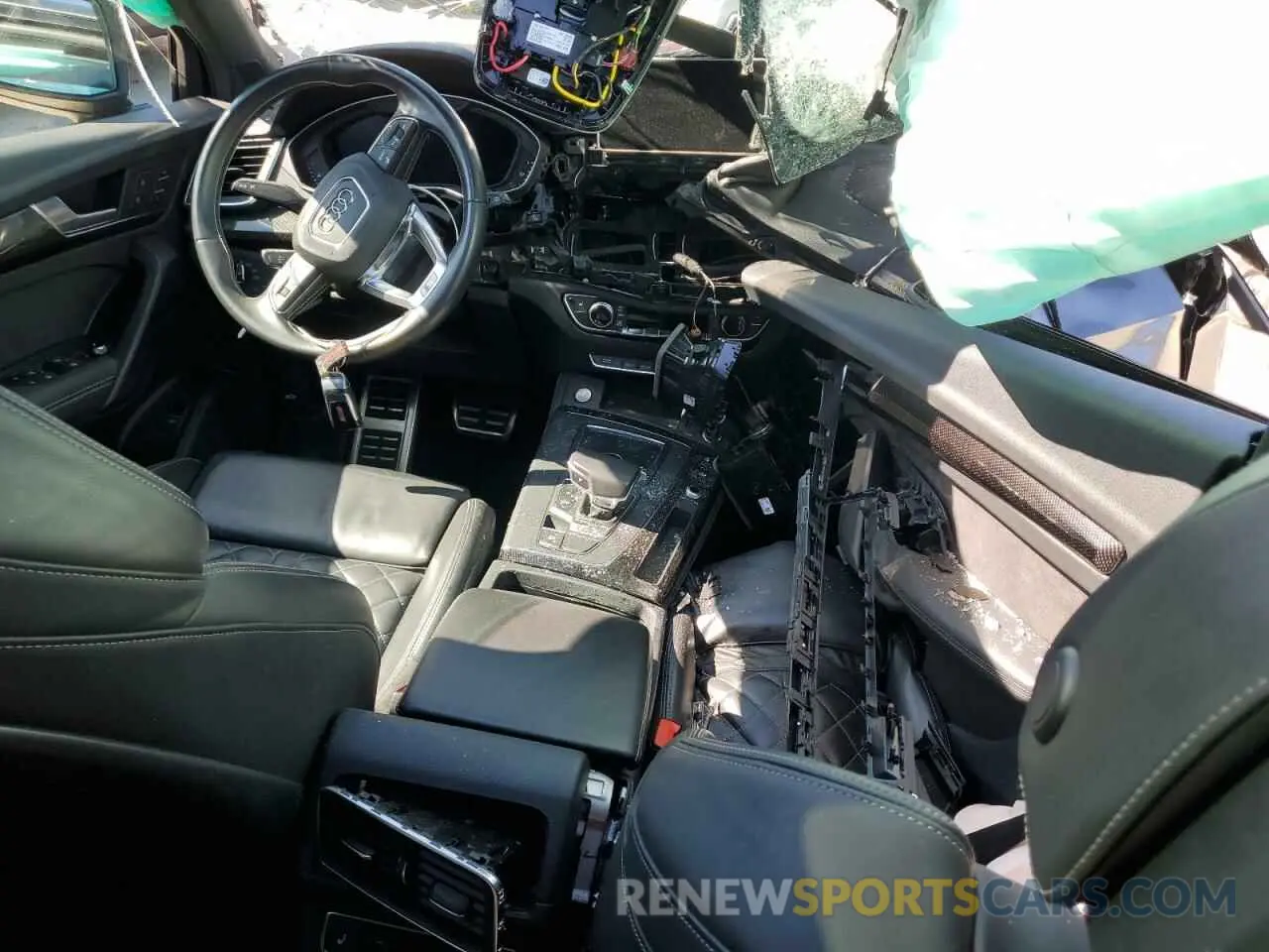 8 Photograph of a damaged car WA1B4AFY3K2047735 AUDI SQ5 2019