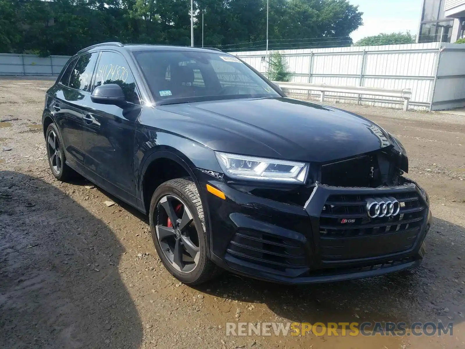 1 Photograph of a damaged car WA1B4AFY3K2063451 AUDI SQ5 2019