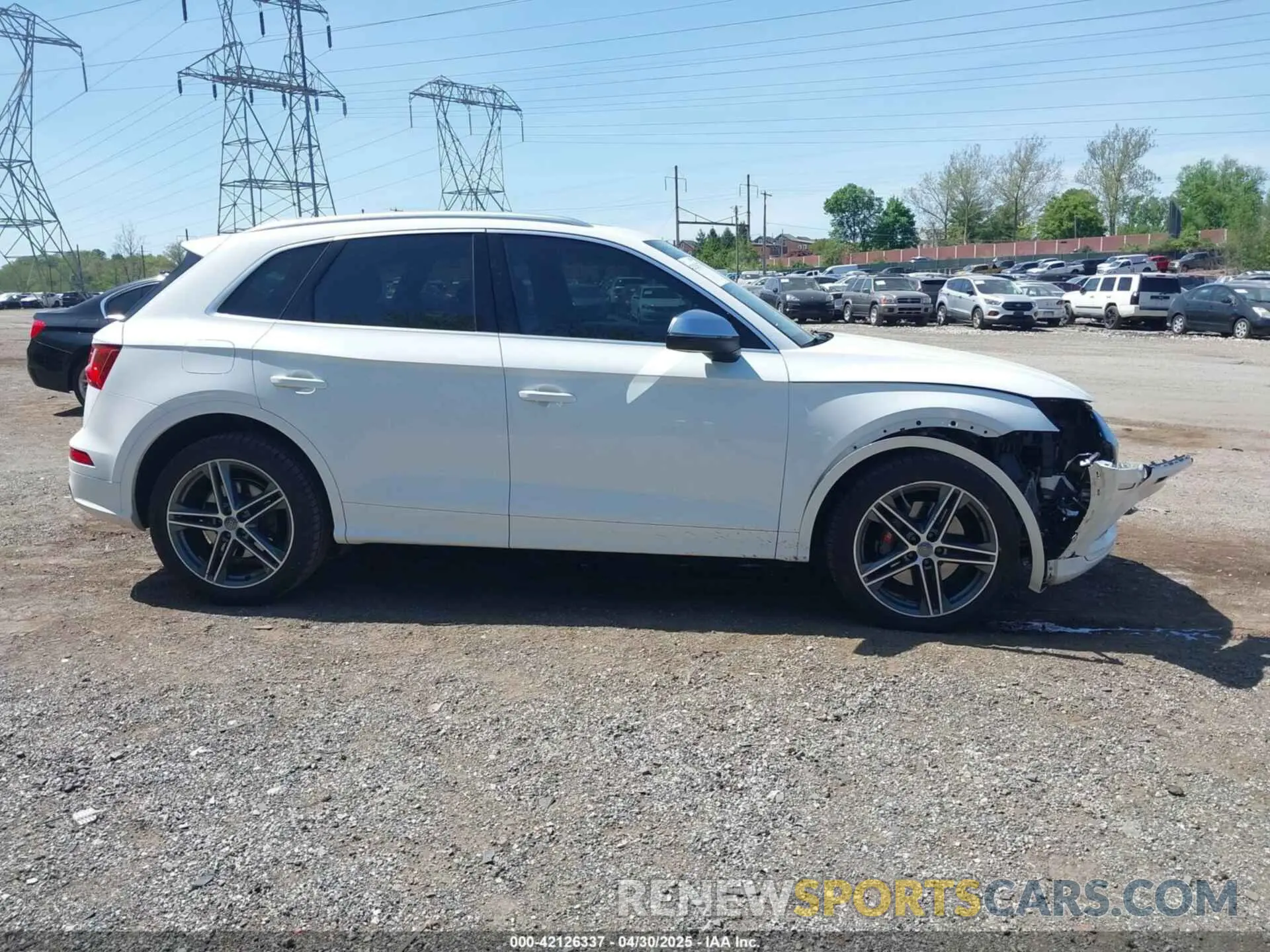 14 Photograph of a damaged car WA1B4AFY4K2002089 AUDI SQ5 2019
