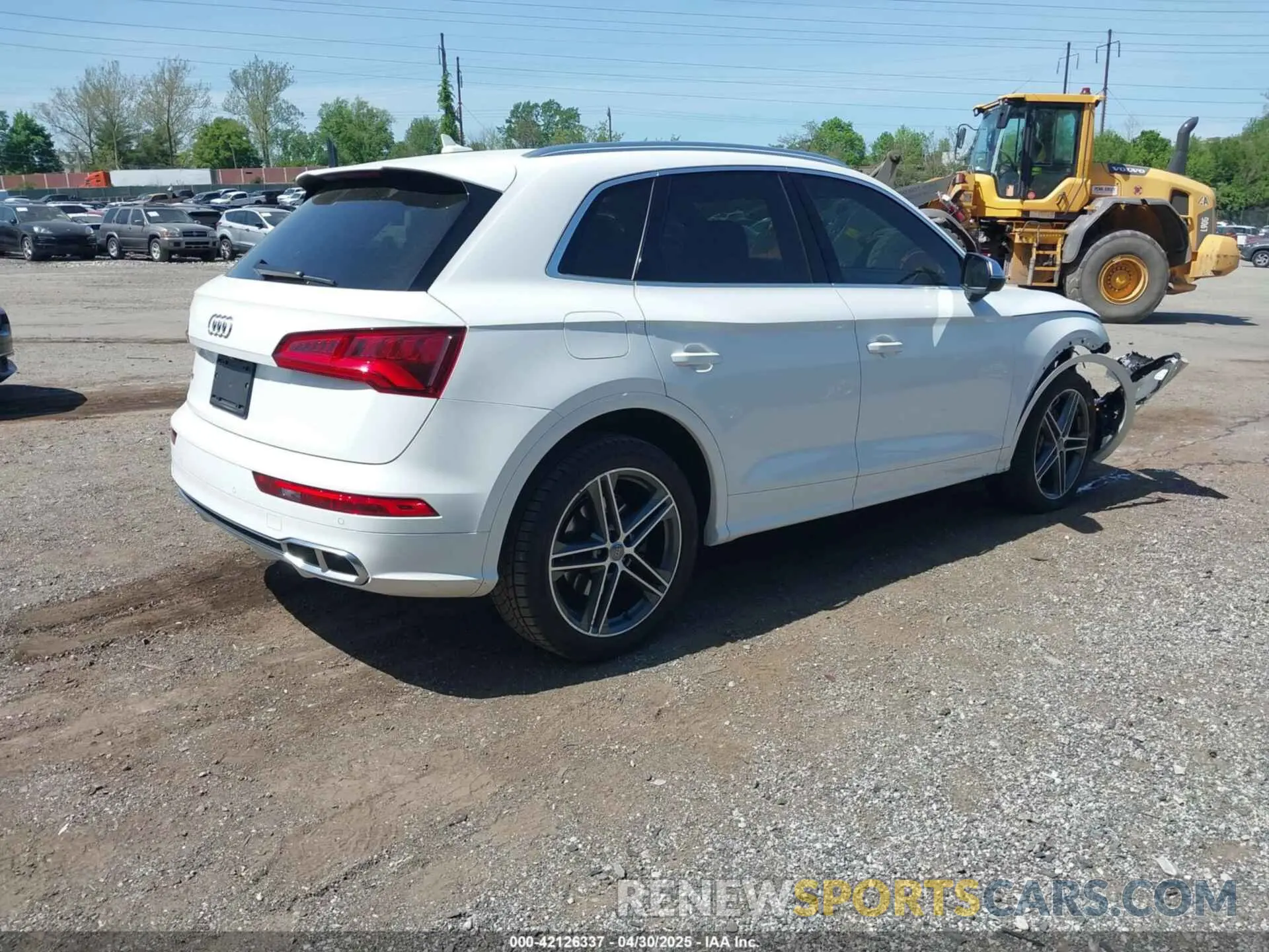 4 Photograph of a damaged car WA1B4AFY4K2002089 AUDI SQ5 2019