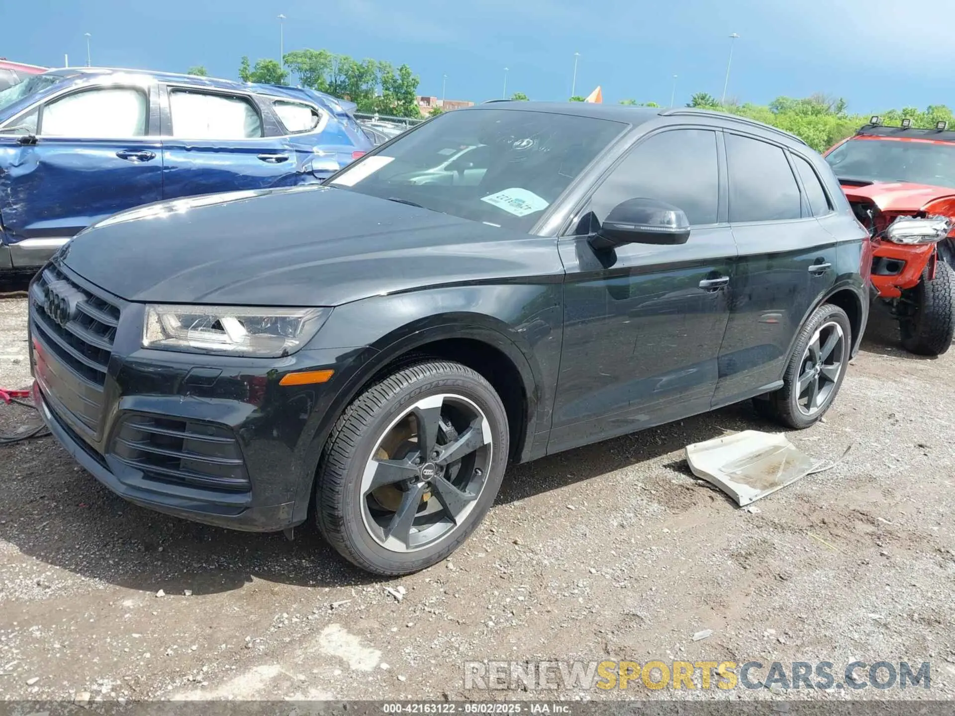 2 Photograph of a damaged car WA1B4AFY4K2070490 AUDI SQ5 2019