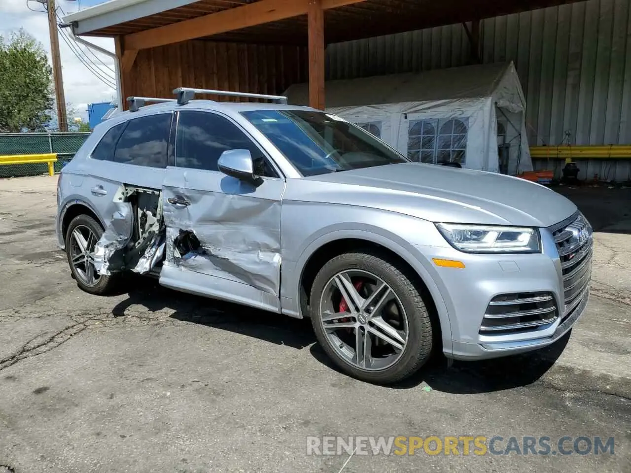 4 Photograph of a damaged car WA1B4AFY5K2001078 AUDI SQ5 2019