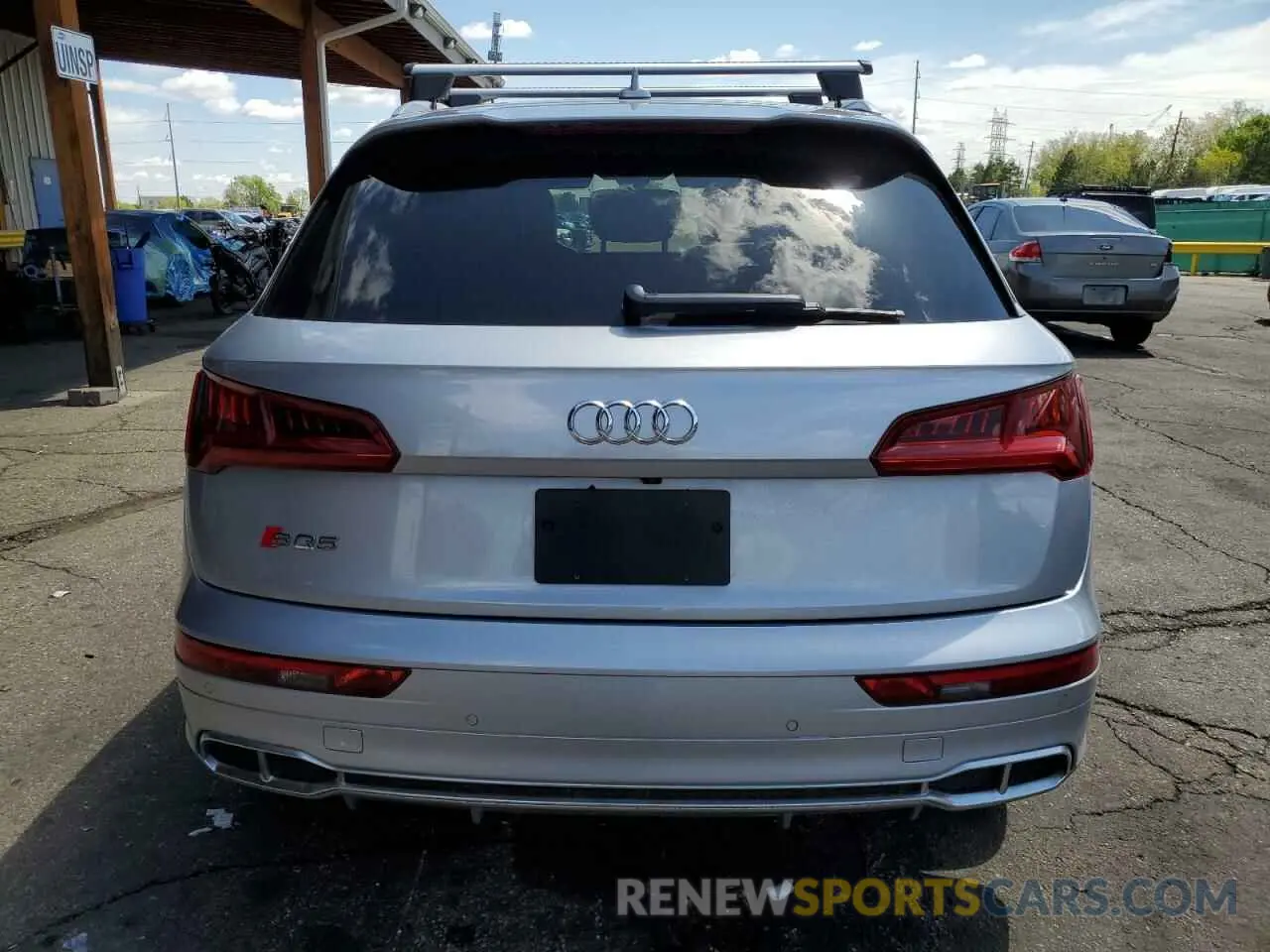 6 Photograph of a damaged car WA1B4AFY5K2001078 AUDI SQ5 2019