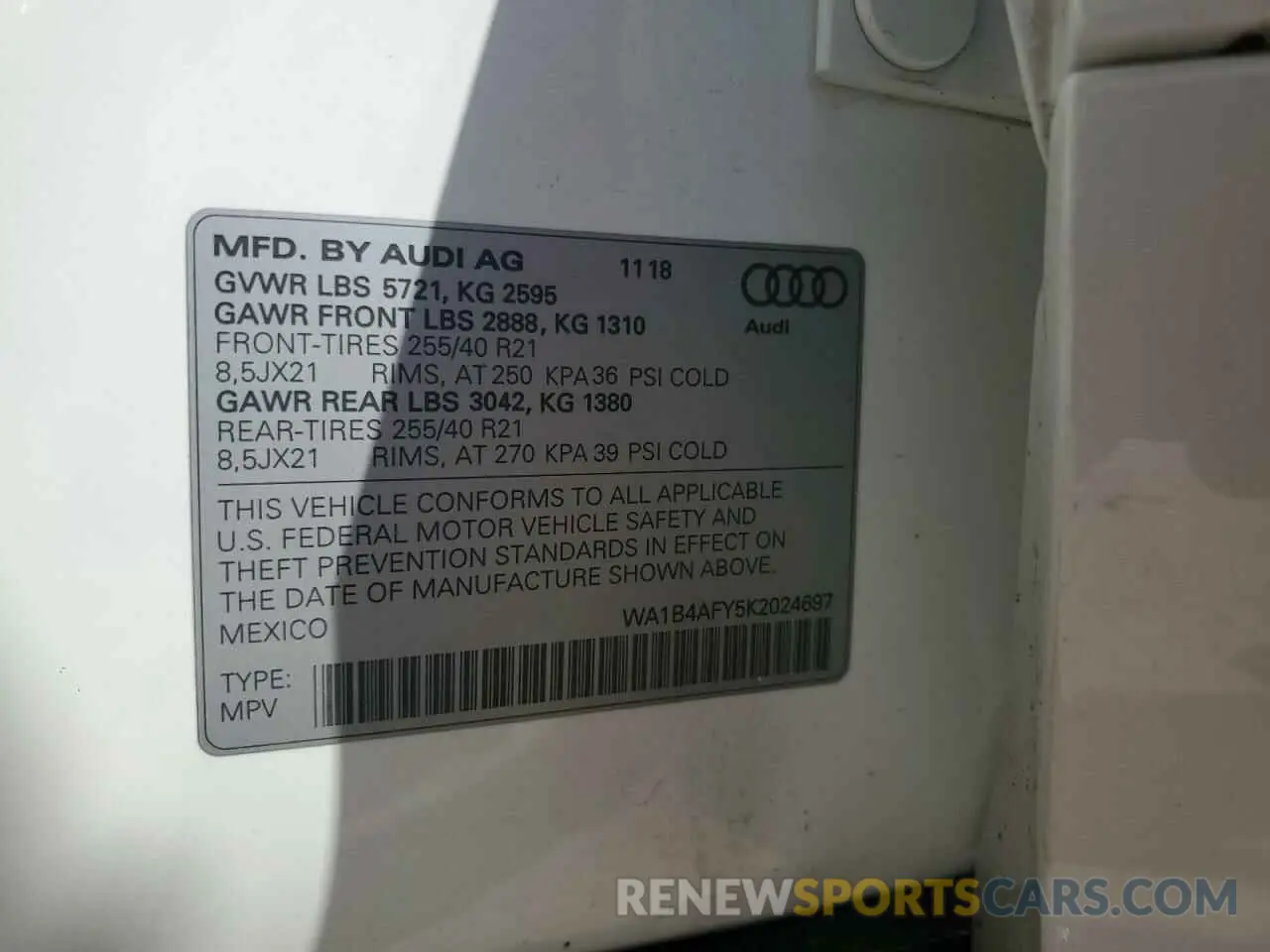 13 Photograph of a damaged car WA1B4AFY5K2024697 AUDI SQ5 2019