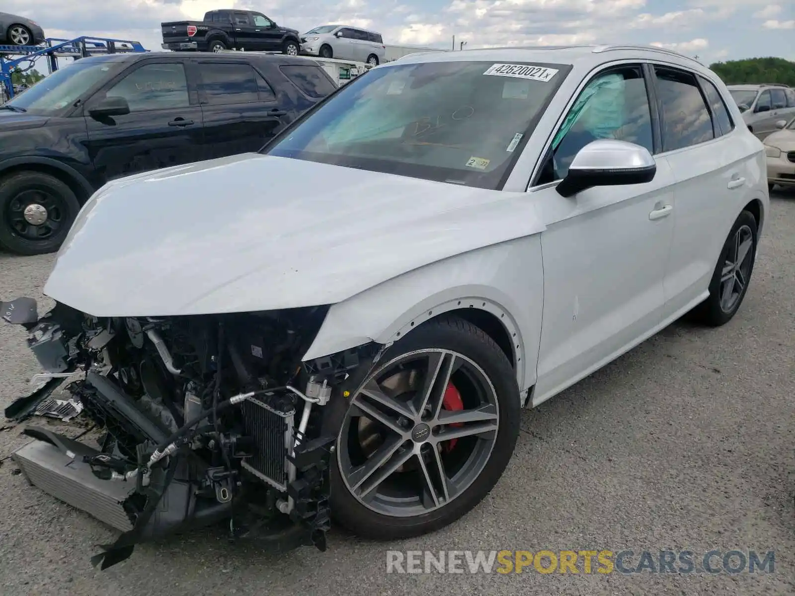 2 Photograph of a damaged car WA1B4AFY5K2078565 AUDI SQ5 2019