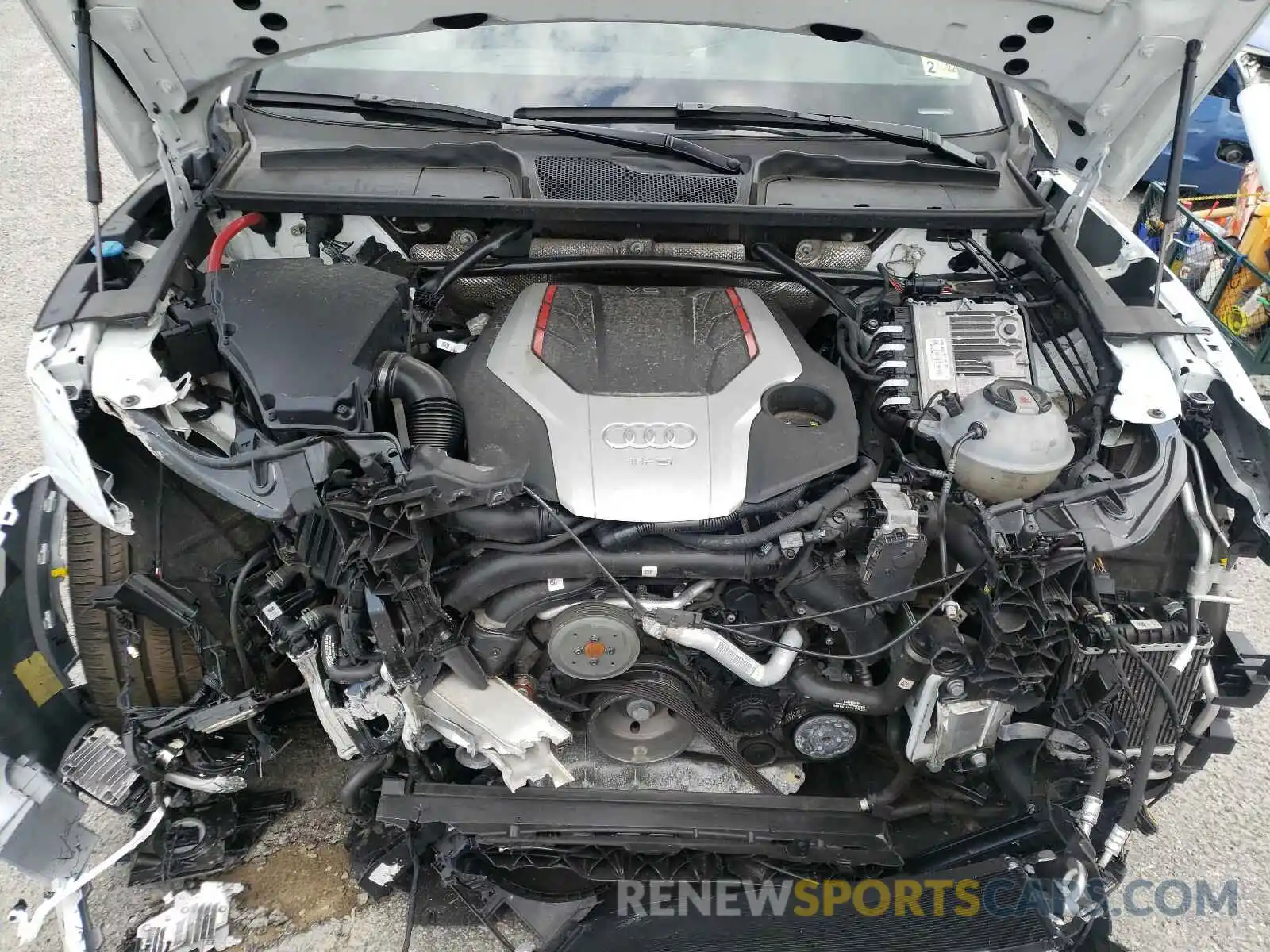 7 Photograph of a damaged car WA1B4AFY5K2078565 AUDI SQ5 2019