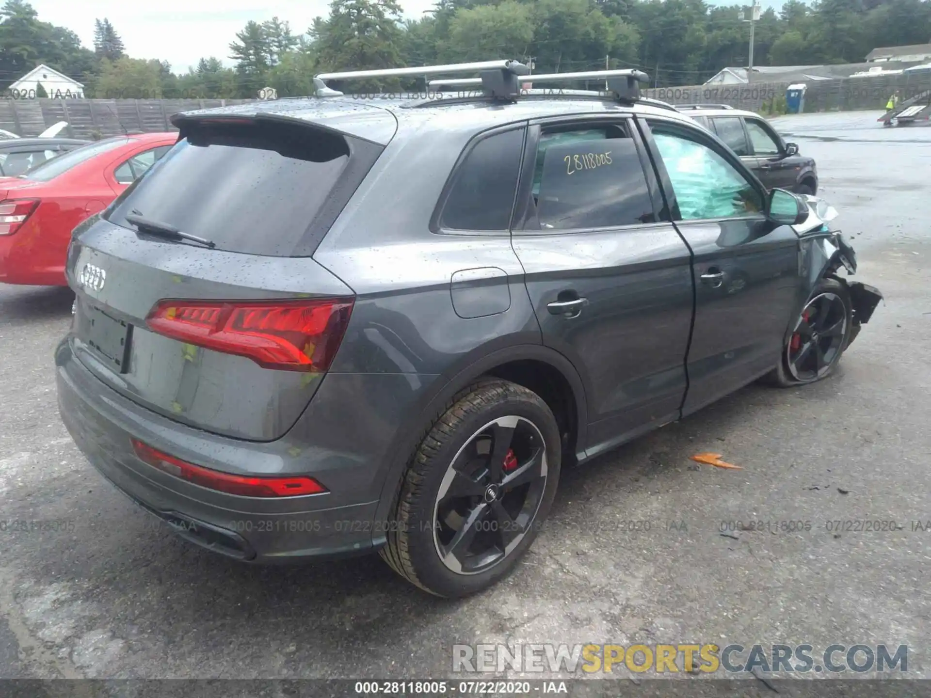 4 Photograph of a damaged car WA1B4AFY6K2007004 AUDI SQ5 2019