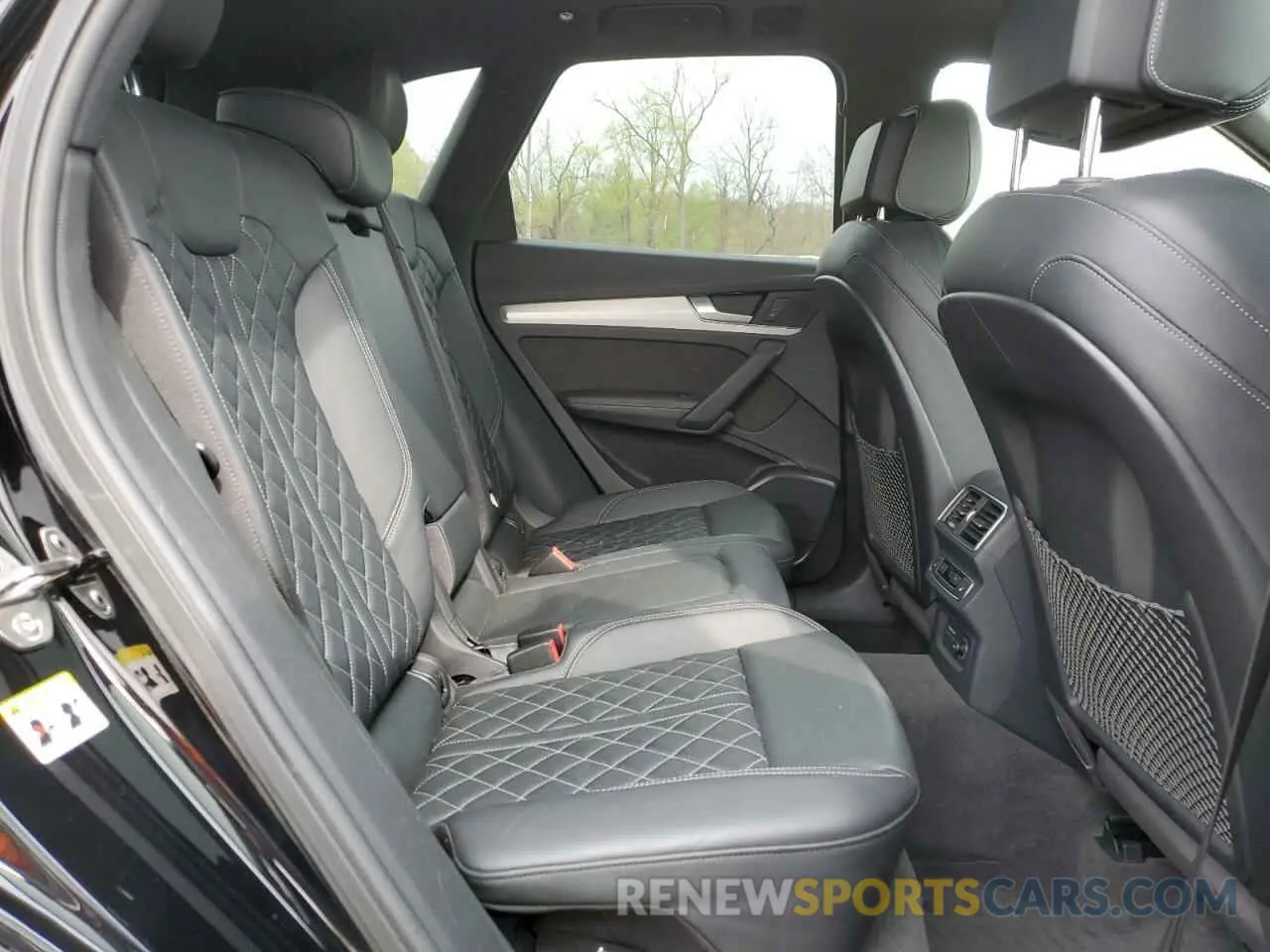 11 Photograph of a damaged car WA1B4AFY6K2007309 AUDI SQ5 2019