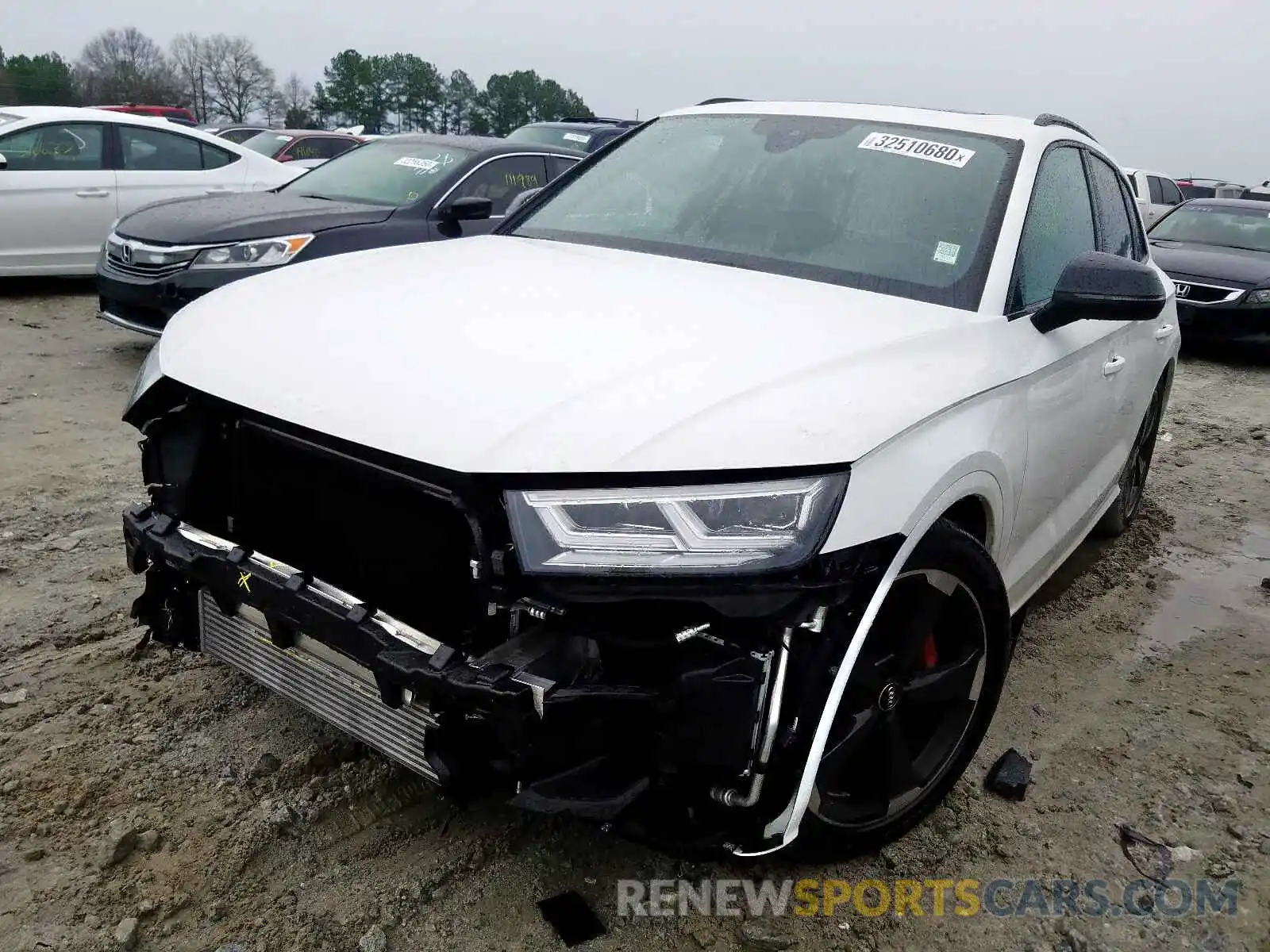 2 Photograph of a damaged car WA1B4AFY6K2084813 AUDI SQ5 2019