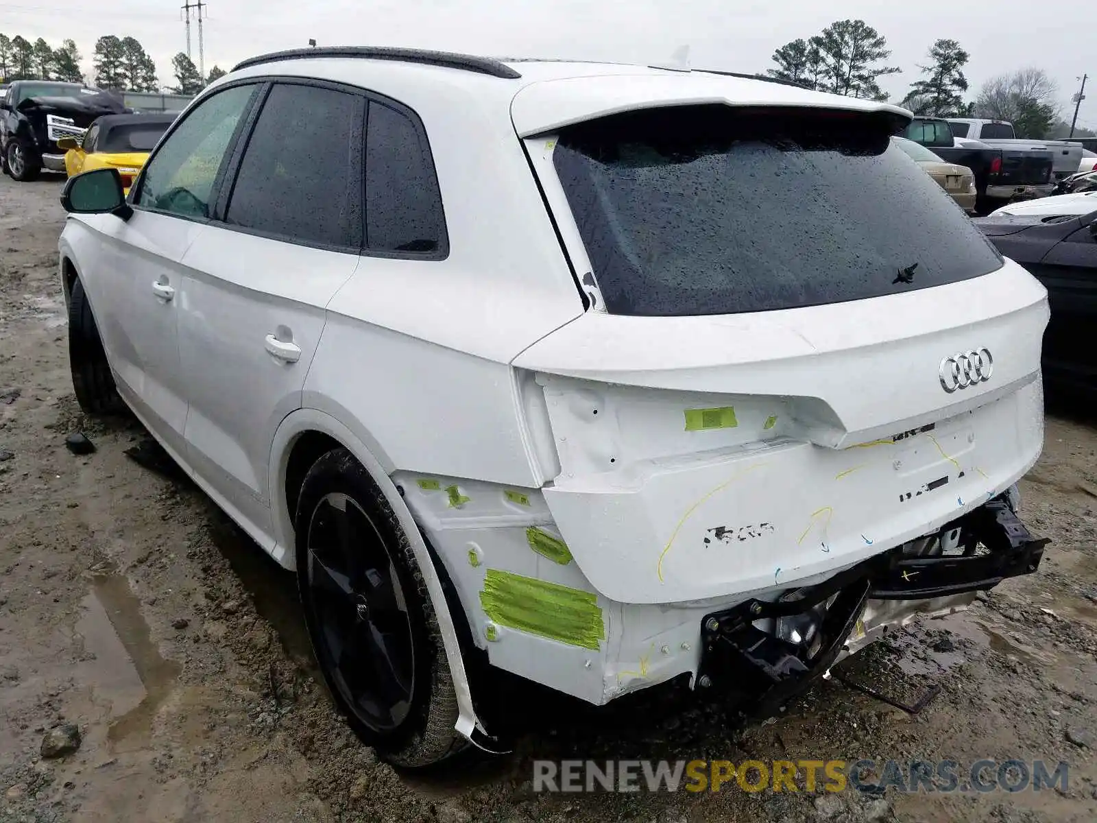 3 Photograph of a damaged car WA1B4AFY6K2084813 AUDI SQ5 2019