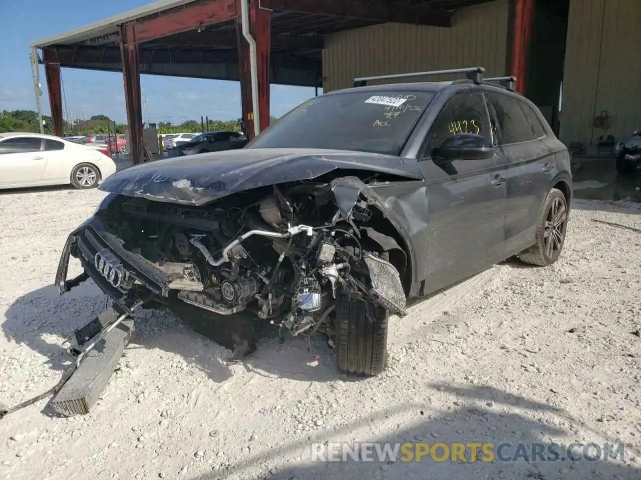 2 Photograph of a damaged car WA1B4AFY7K2085940 AUDI SQ5 2019