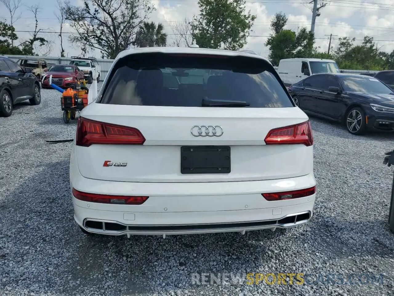 6 Photograph of a damaged car WA1B4AFY8K2078401 AUDI SQ5 2019