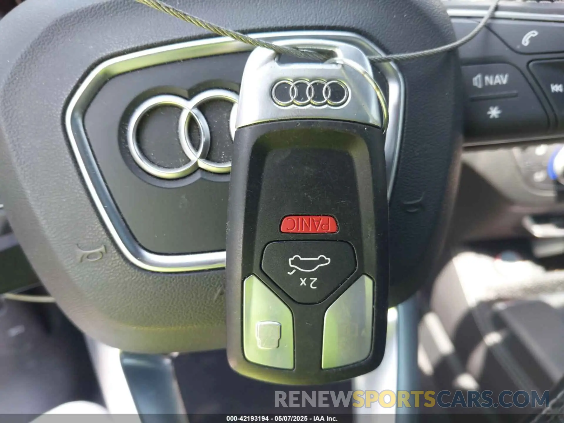 11 Photograph of a damaged car WA1B4AFY8K2107525 AUDI SQ5 2019
