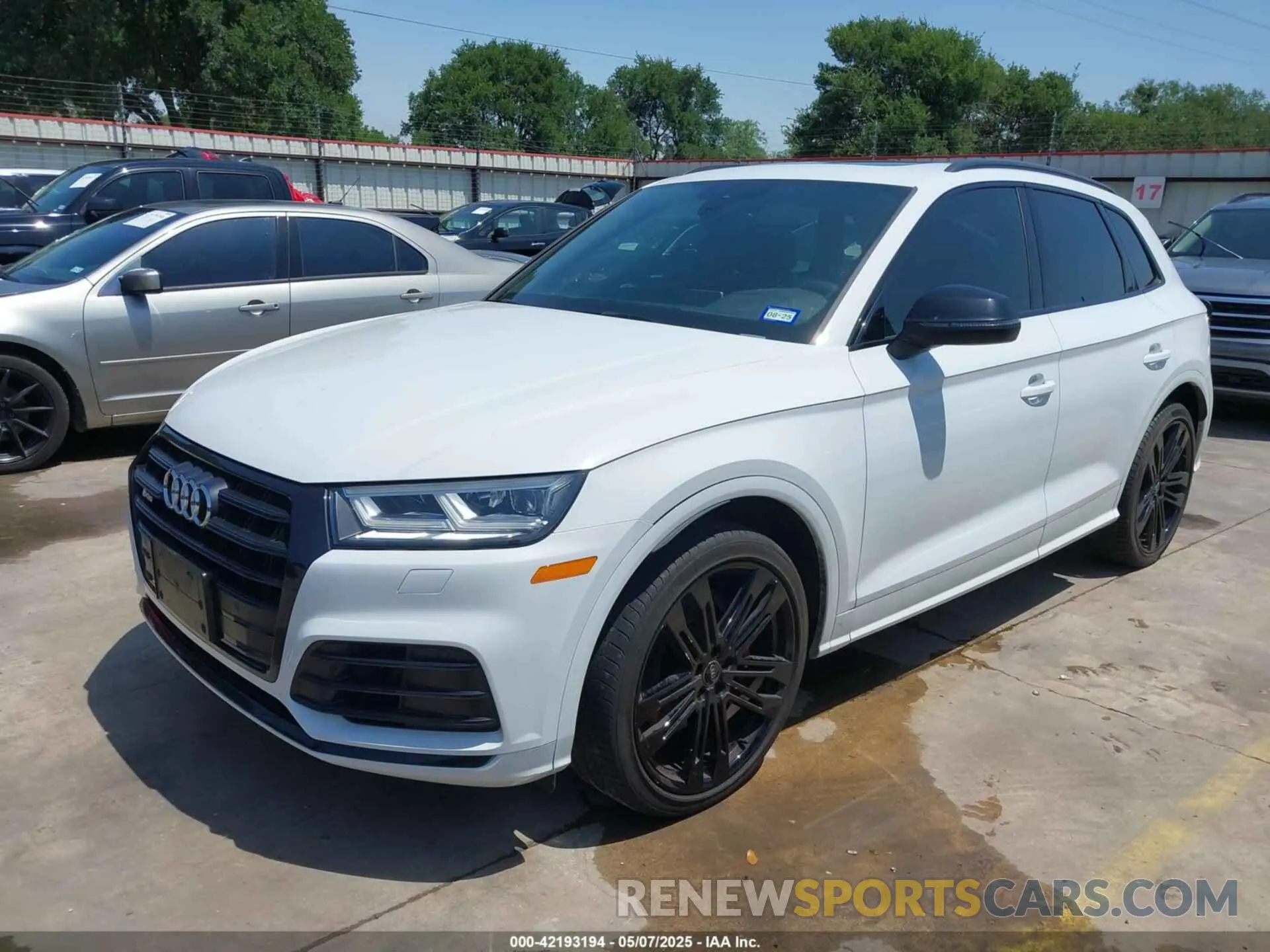 2 Photograph of a damaged car WA1B4AFY8K2107525 AUDI SQ5 2019
