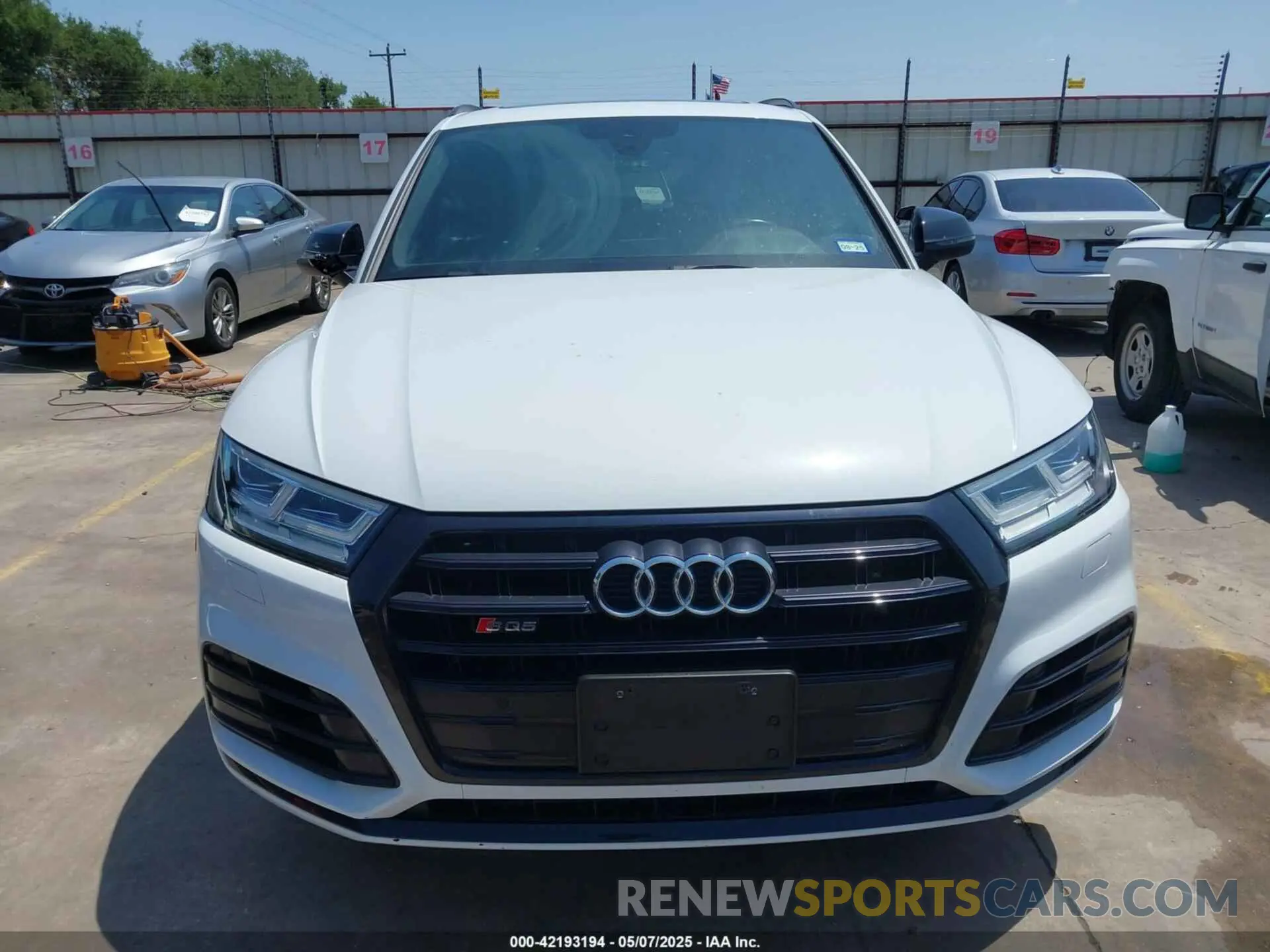 20 Photograph of a damaged car WA1B4AFY8K2107525 AUDI SQ5 2019