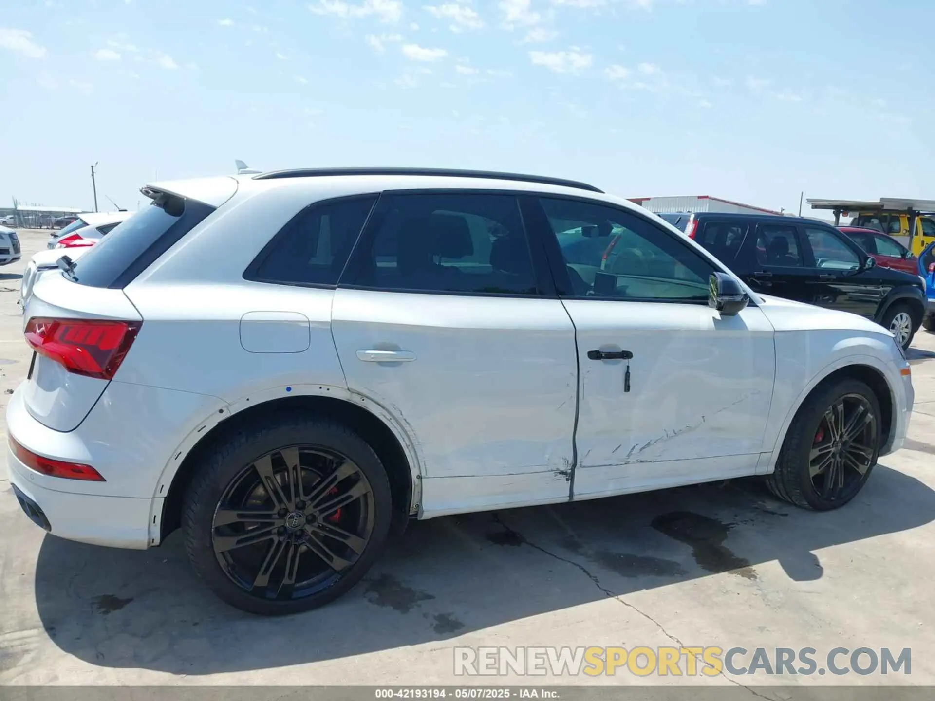 6 Photograph of a damaged car WA1B4AFY8K2107525 AUDI SQ5 2019